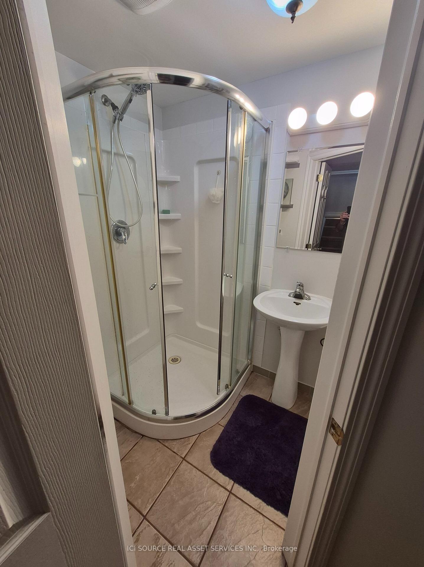 Photo 18 of 1576 Lassiter Terrace, Ottawa, Beaconwood — HOMEH