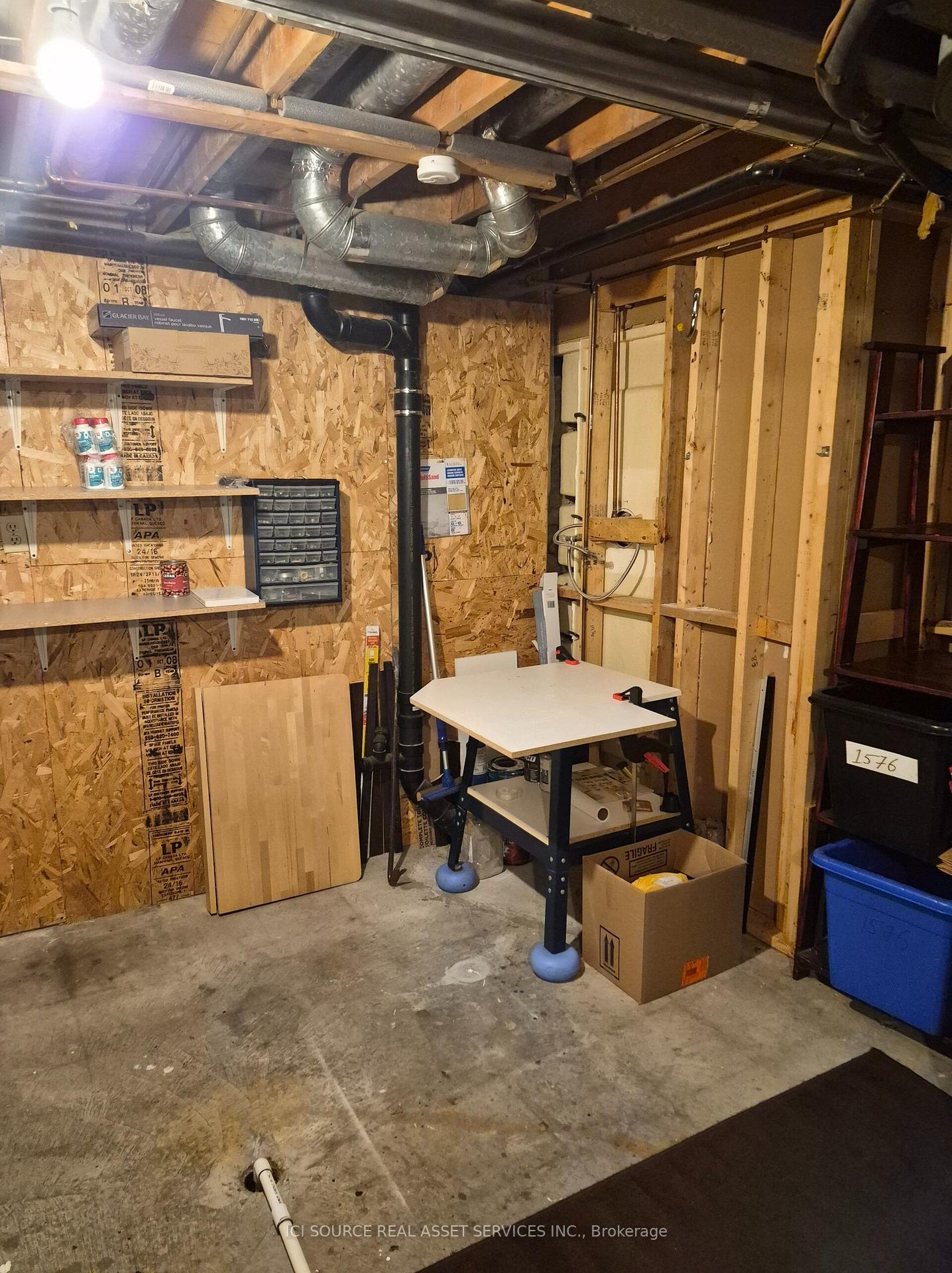 Photo 21 of 1576 Lassiter Terrace, Ottawa, Beaconwood — HOMEH