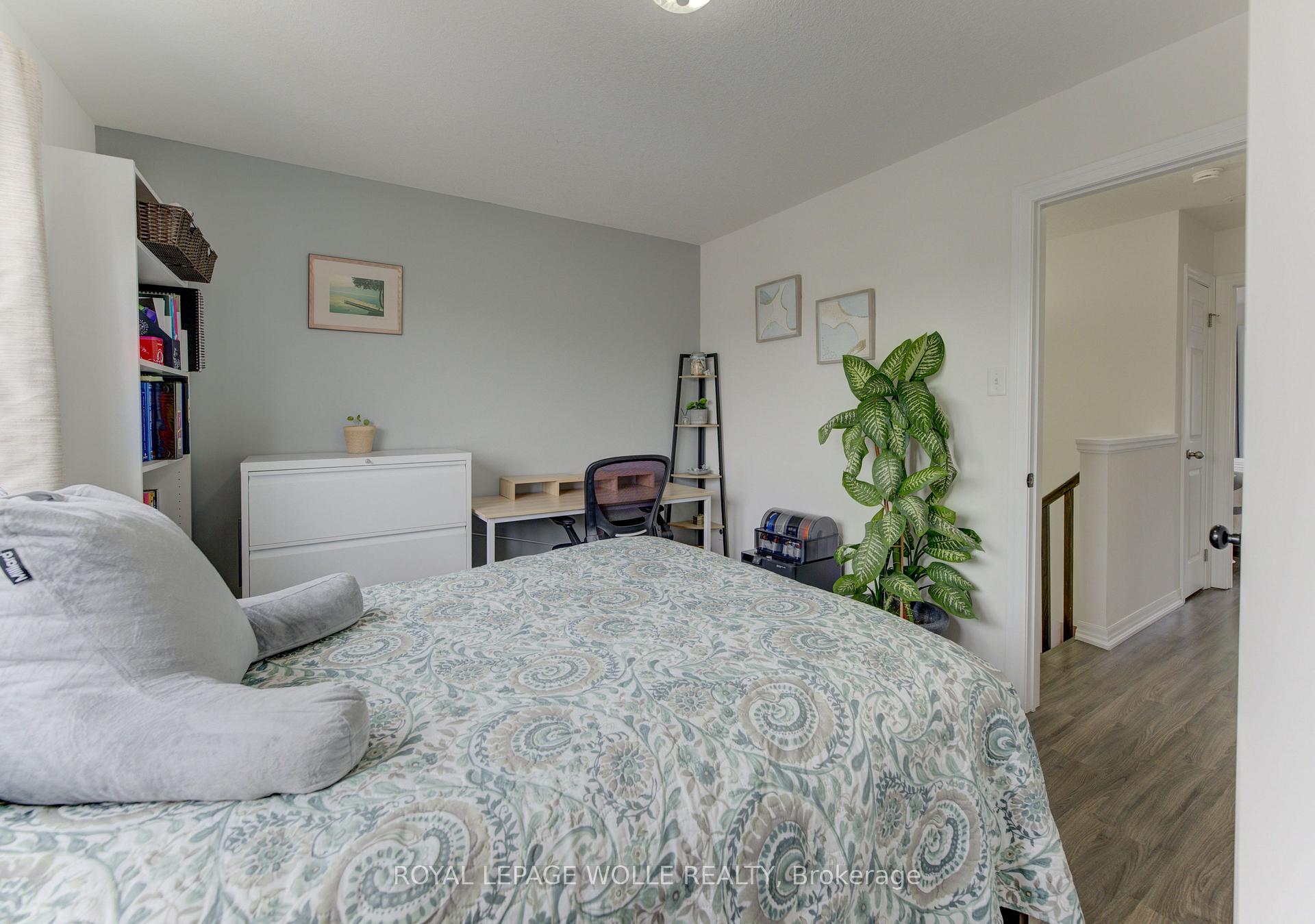 Photo 24 of Unit 40, 10 Foxglove Crescent, Kitchener, Larentian West — HOMEH