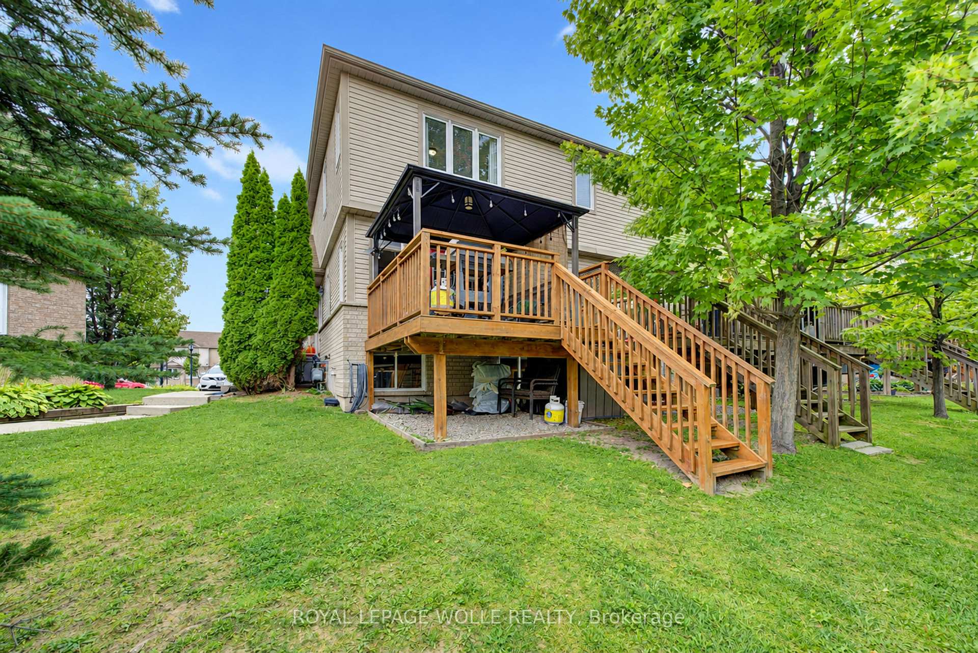 Photo 31 of Unit 40, 10 Foxglove Crescent, Kitchener, Larentian West — HOMEH