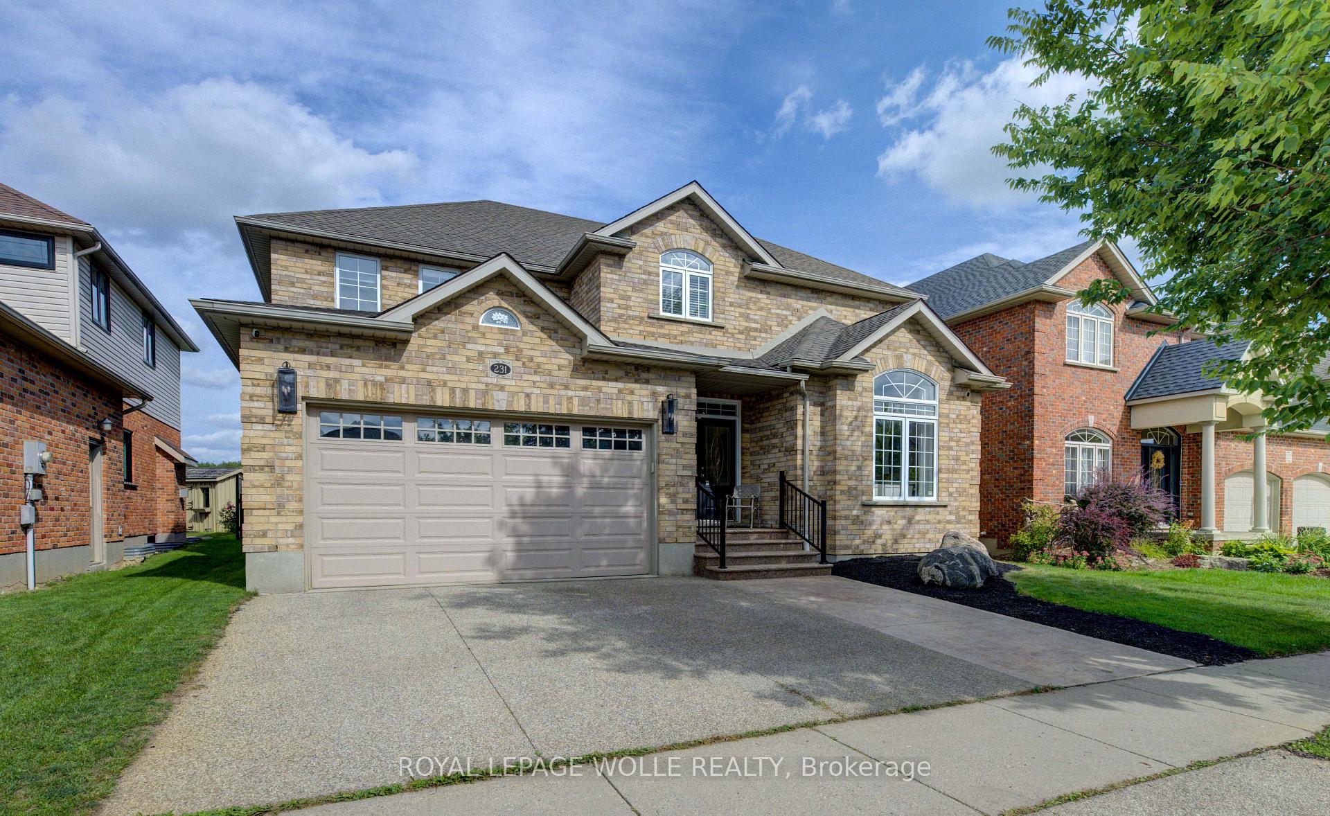 Photo 1 of 231 Hawkswood Drive, Kitchener, Bridgeport — HOMEH