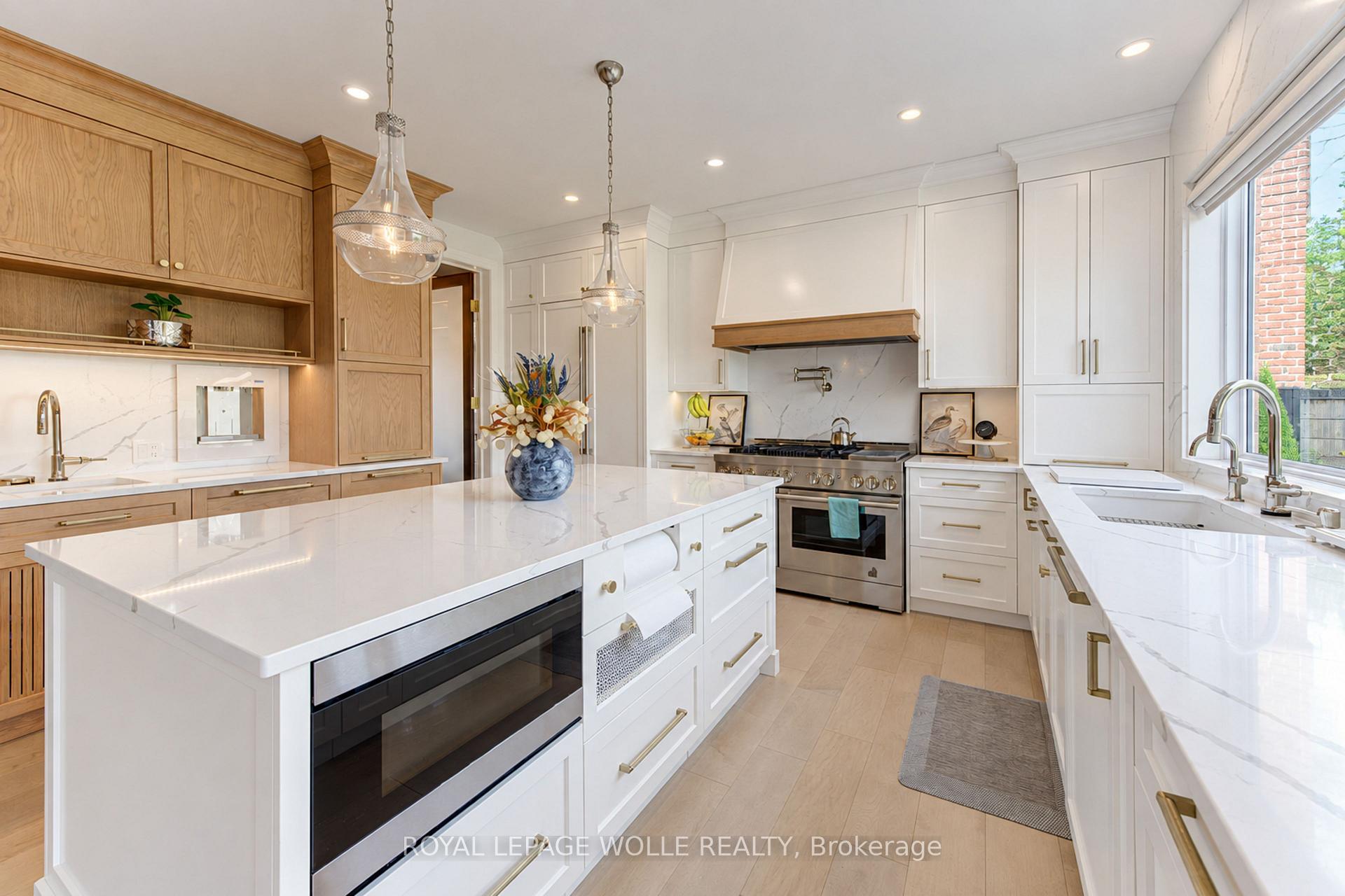 Photo 11 of 231 Hawkswood Drive, Kitchener, Bridgeport — HOMEH