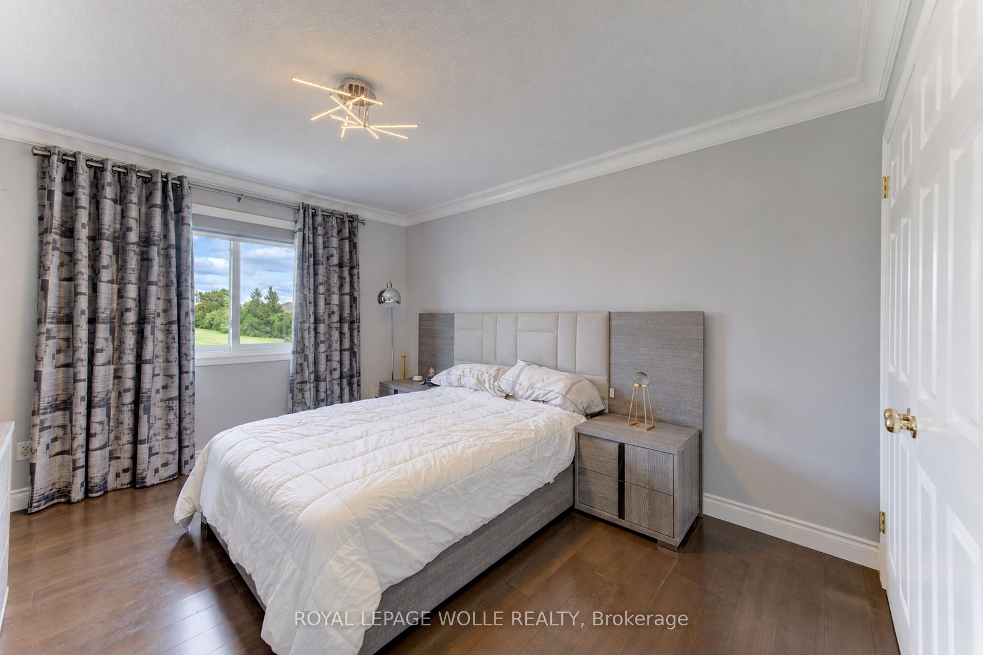 Photo 33 of 231 Hawkswood Drive, Kitchener, Bridgeport — HOMEH