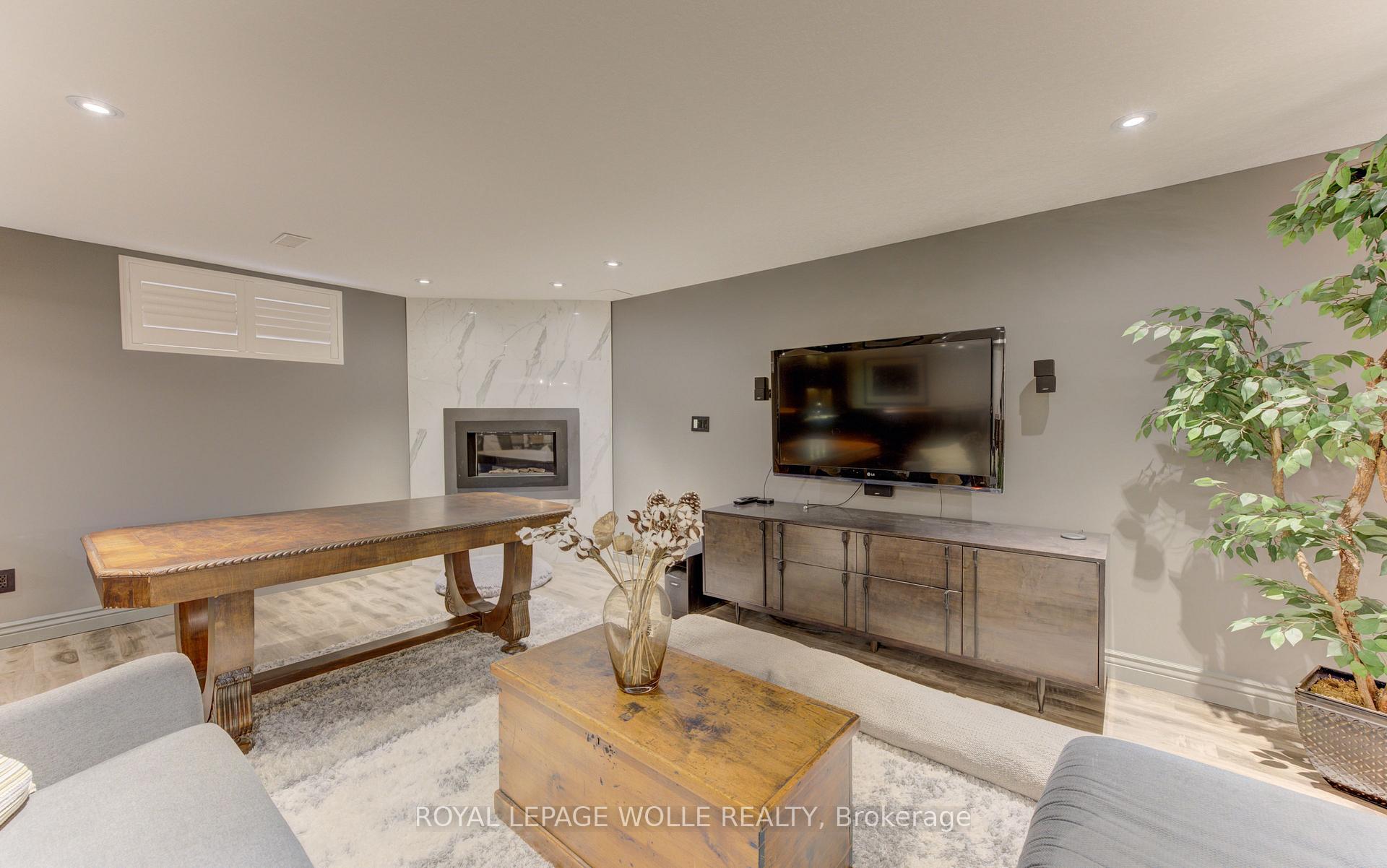 Photo 39 of 231 Hawkswood Drive, Kitchener, Bridgeport — HOMEH