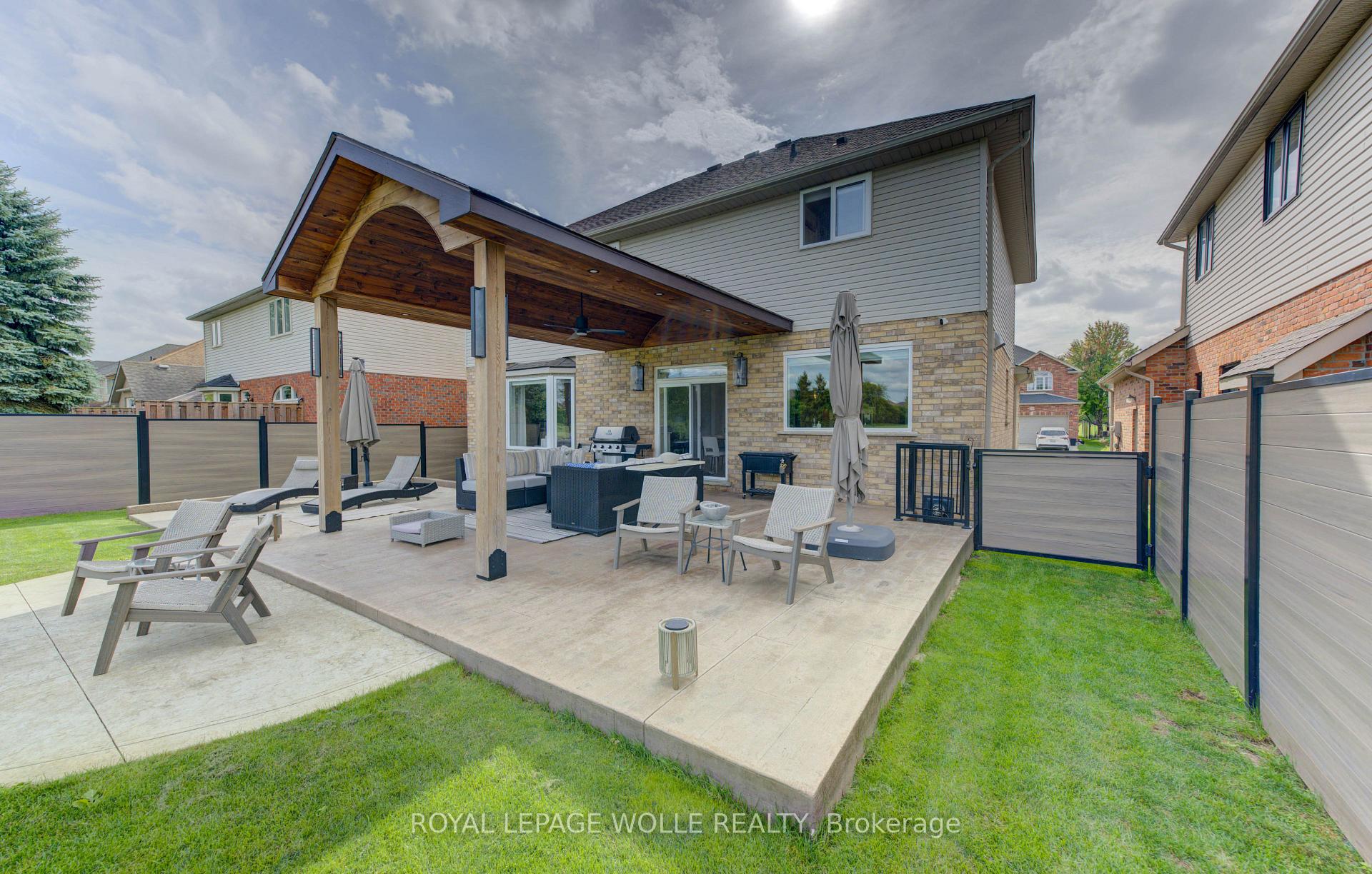Photo 44 of 231 Hawkswood Drive, Kitchener, Bridgeport — HOMEH
