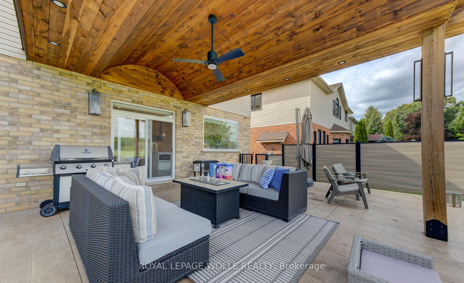 Photo 48 of 231 Hawkswood Drive, Kitchener, Bridgeport — HOMEH