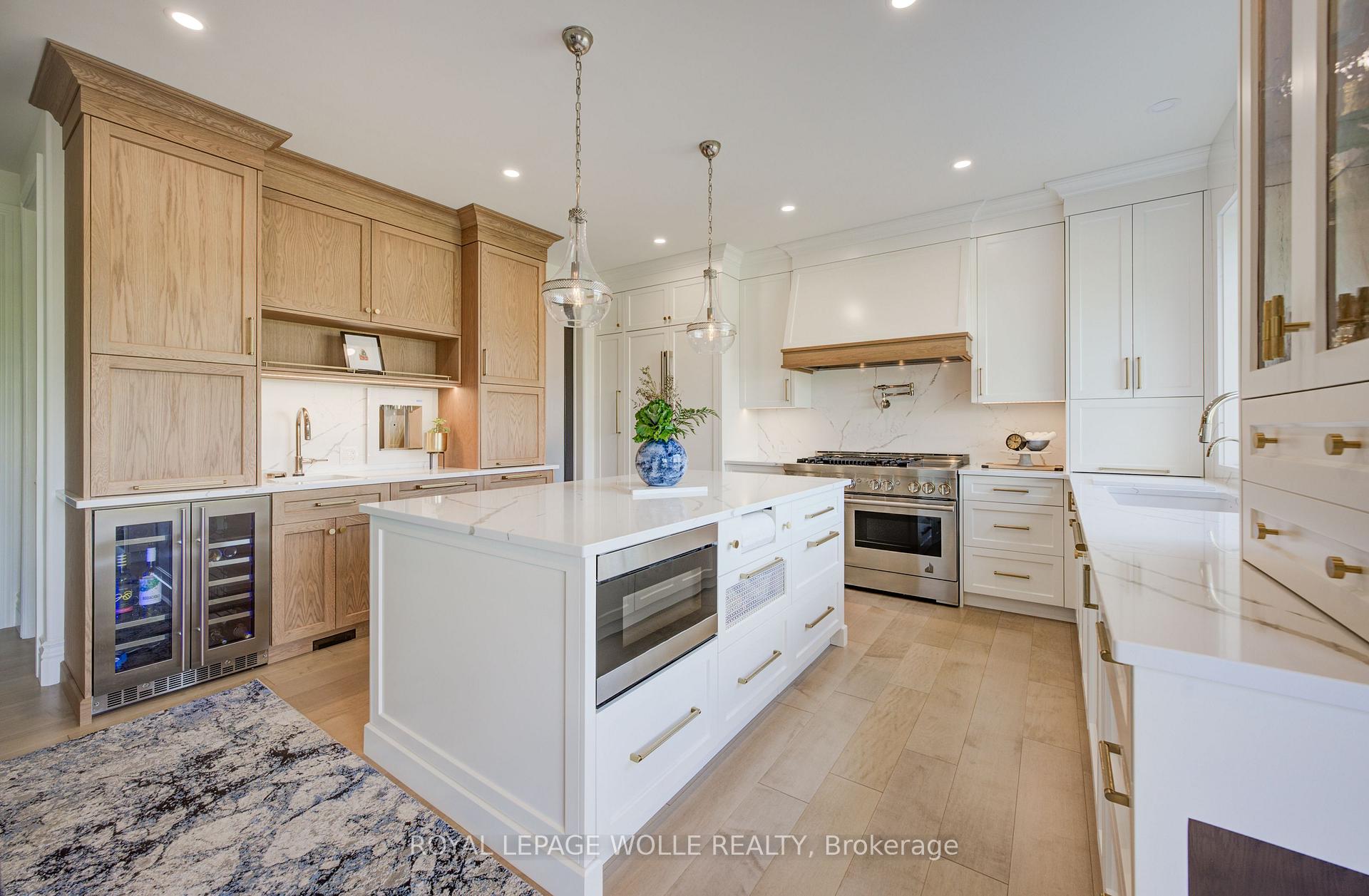Photo 7 of 231 Hawkswood Drive, Kitchener, Bridgeport — HOMEH