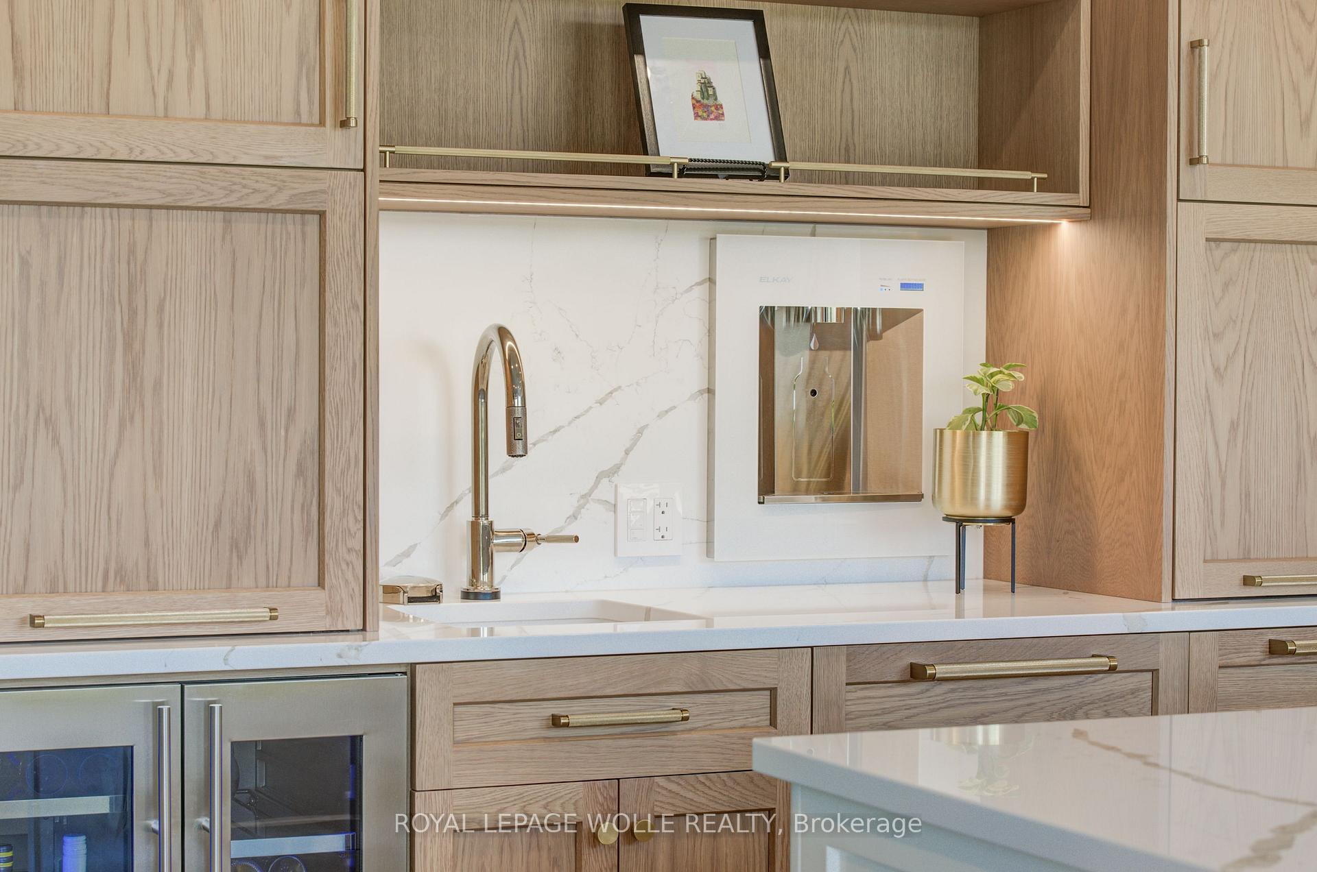 Photo 14 of 231 Hawkswood Drive, Kitchener, Bridgeport — HOMEH
