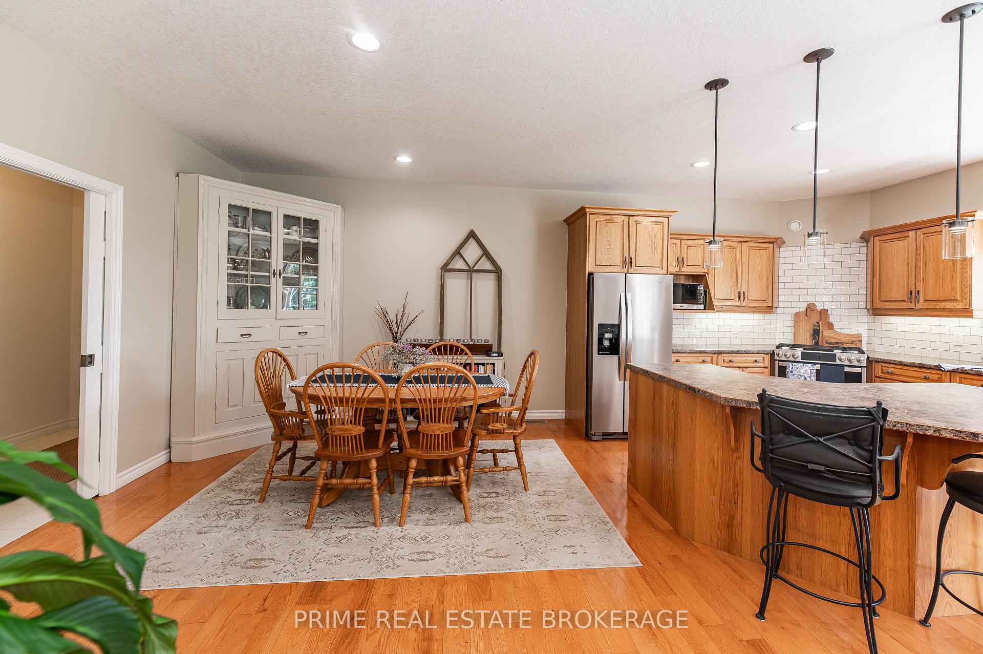 Photo 14 of 46821 Mapleton Line, Aylmer — HOMEH