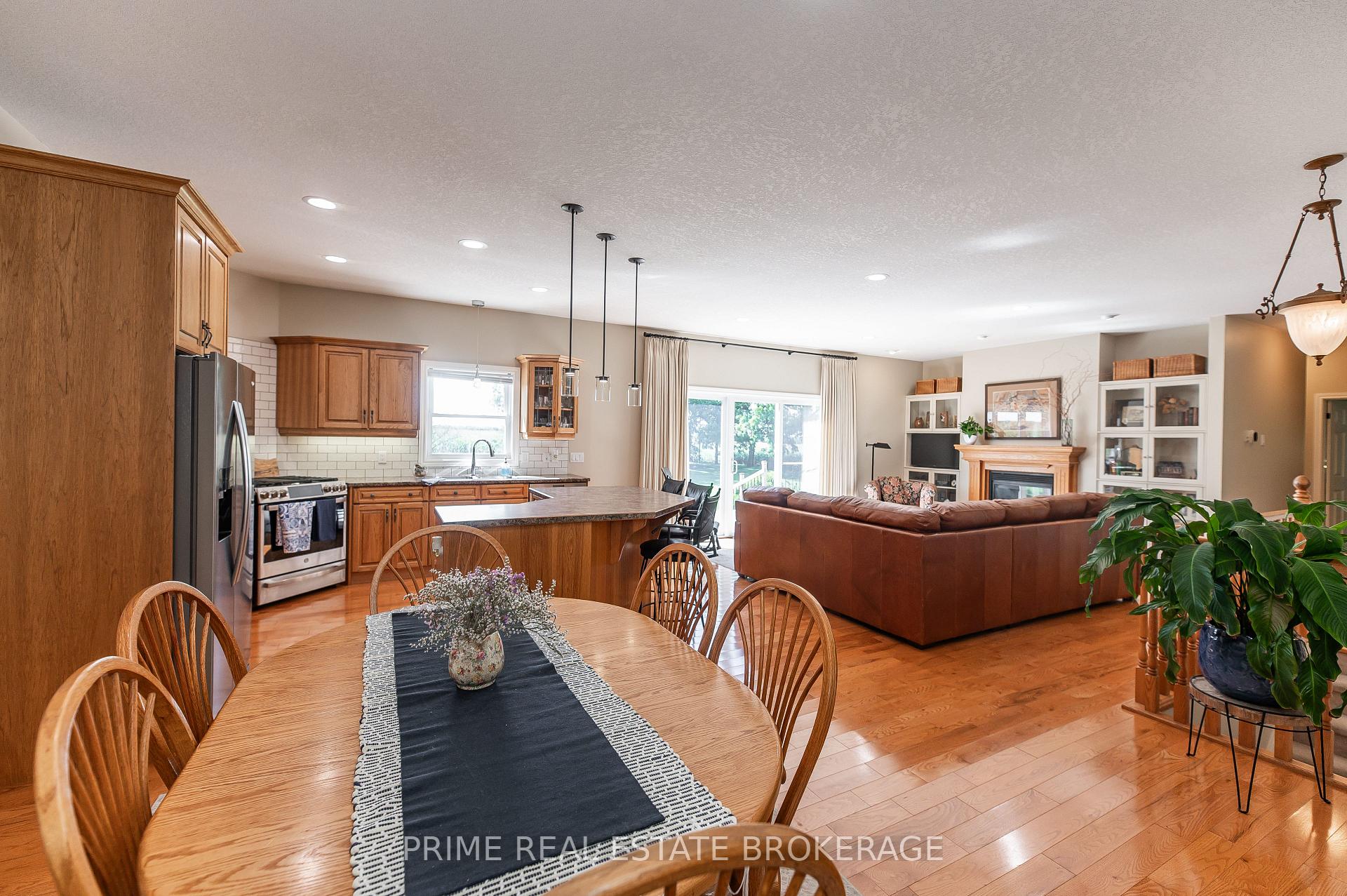 Photo 17 of 46821 Mapleton Line, Aylmer — HOMEH