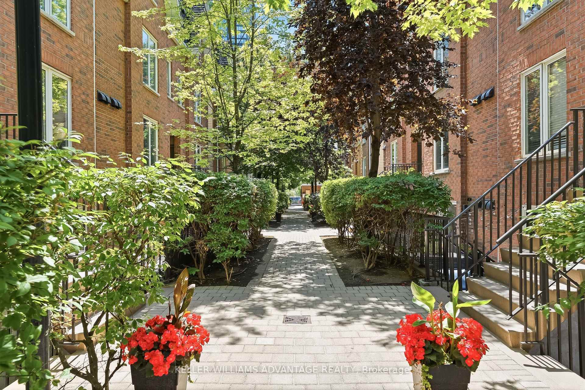 Photo 1 of Unit 409, 29 Canniff Street, Toronto, Niagara — HOMEH