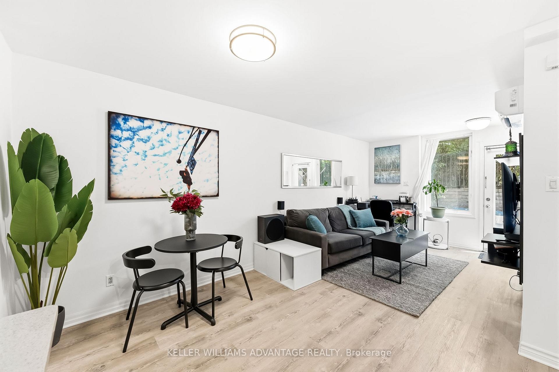 Photo 6 of Unit 409, 29 Canniff Street, Toronto, Niagara — HOMEH
