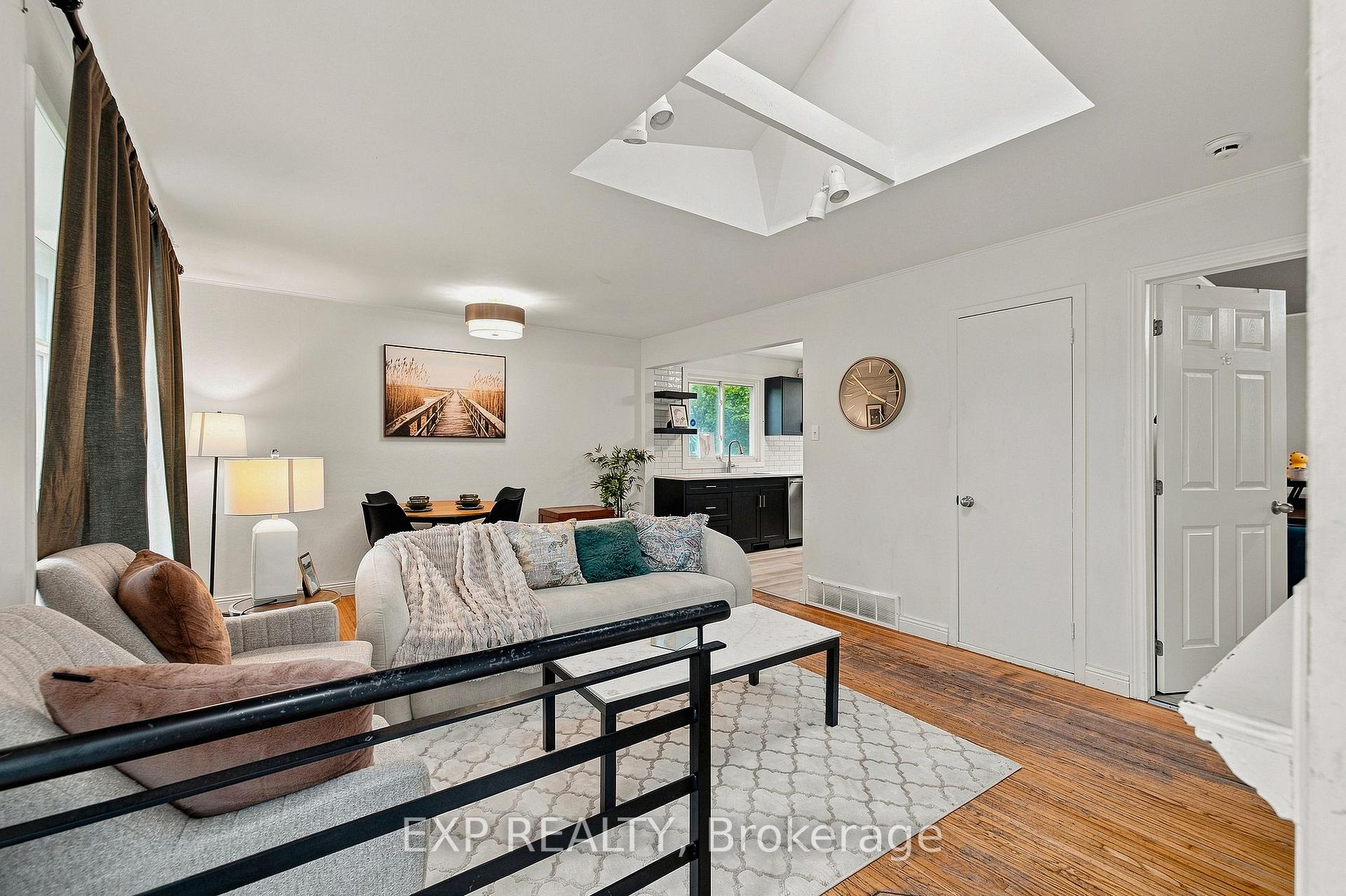 Photo 4 of 56 Ashbury Avenue, London, South Y — HOMEH