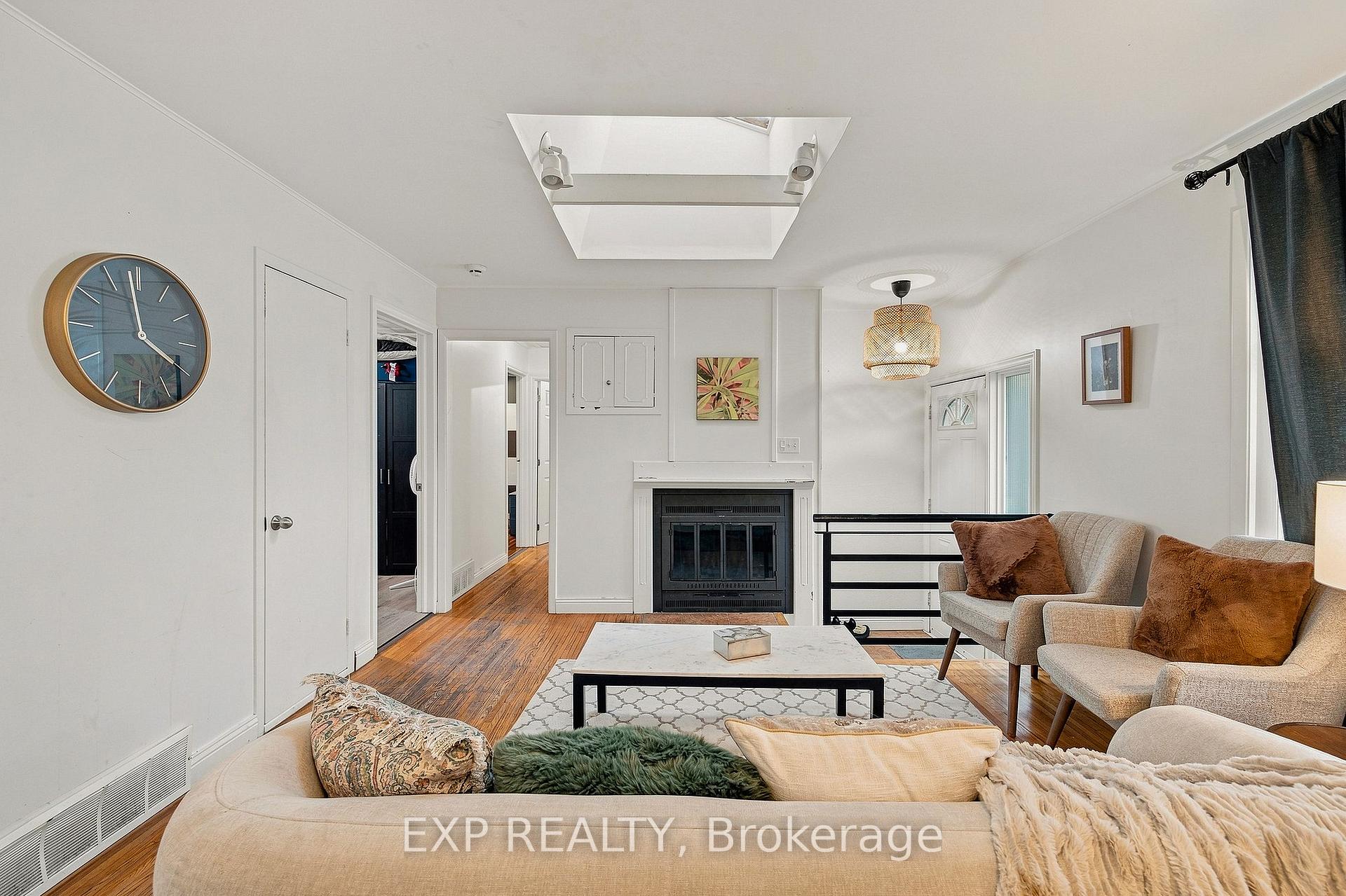 Photo 8 of 56 Ashbury Avenue, London, South Y — HOMEH