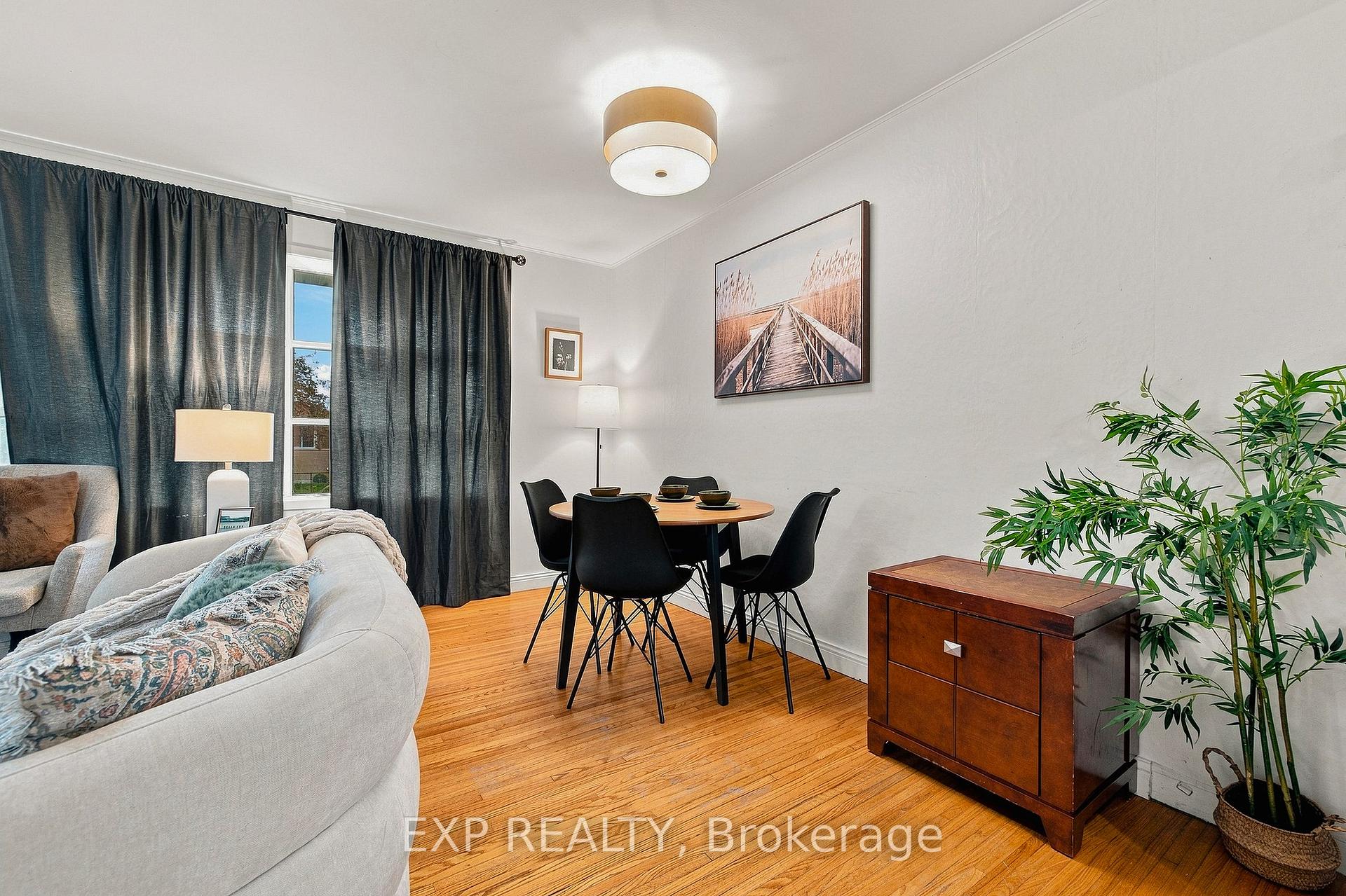 Photo 9 of 56 Ashbury Avenue, London, South Y — HOMEH