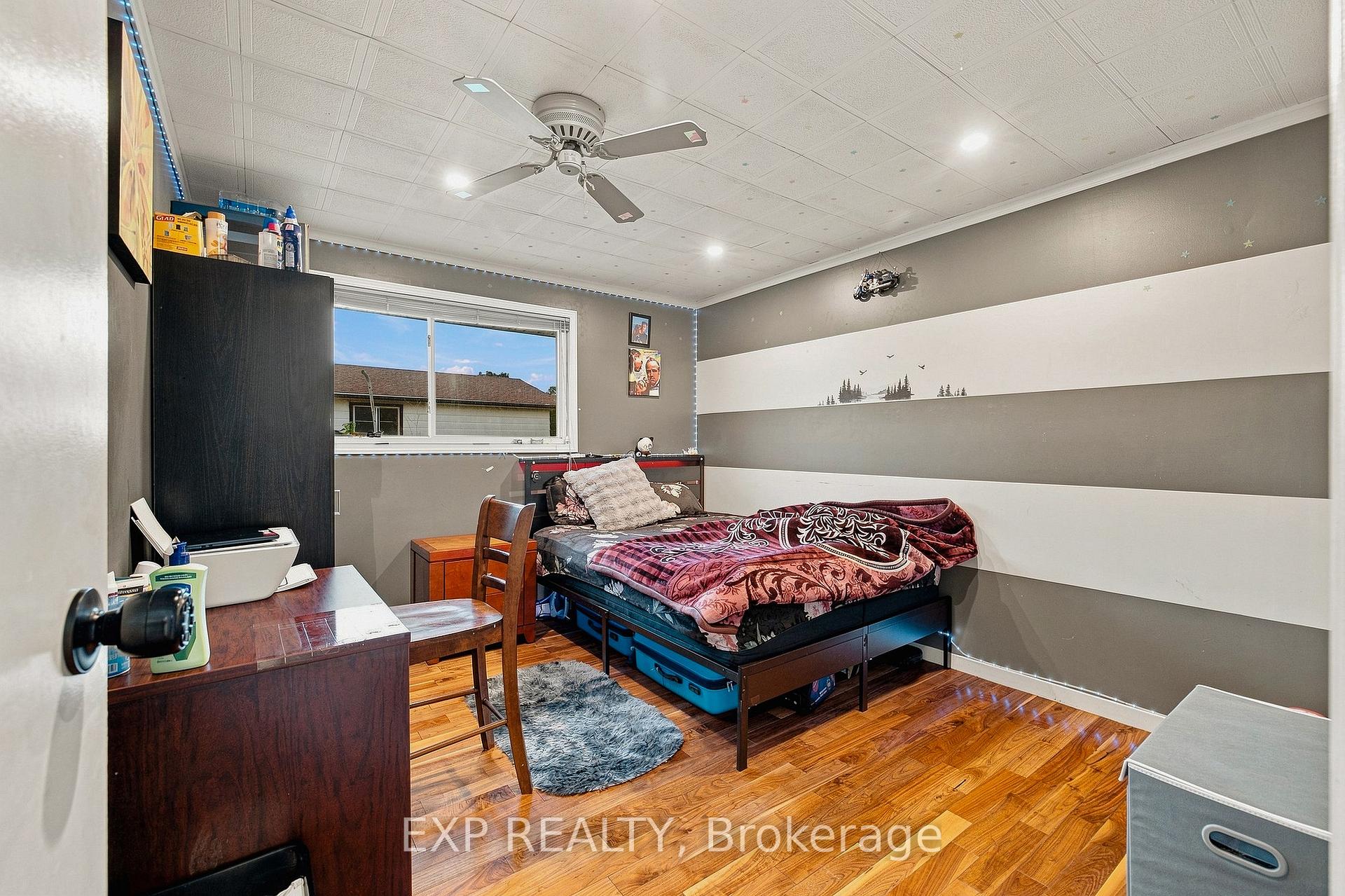 Photo 14 of 56 Ashbury Avenue, London, South Y — HOMEH