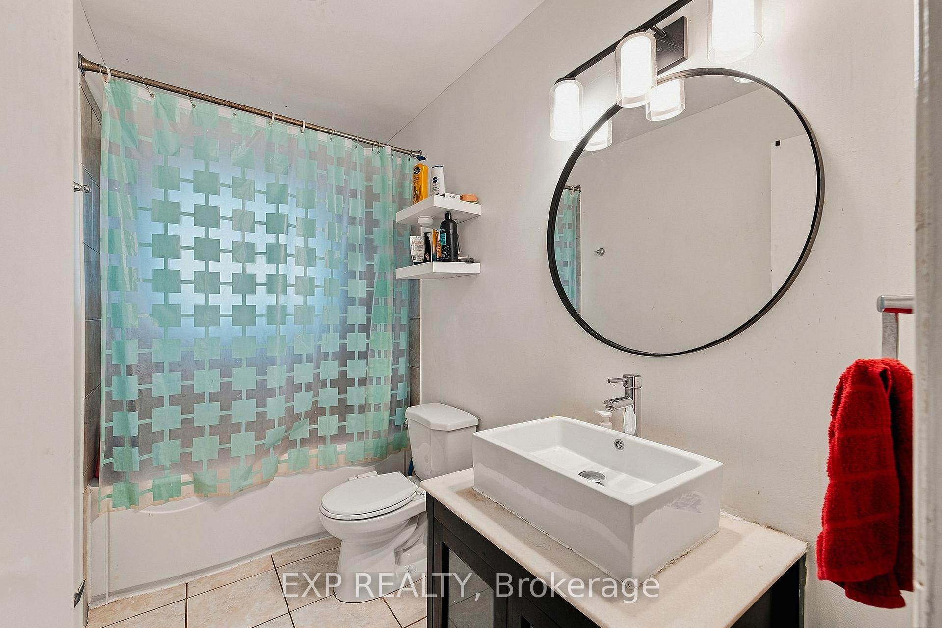 Photo 17 of 56 Ashbury Avenue, London, South Y — HOMEH