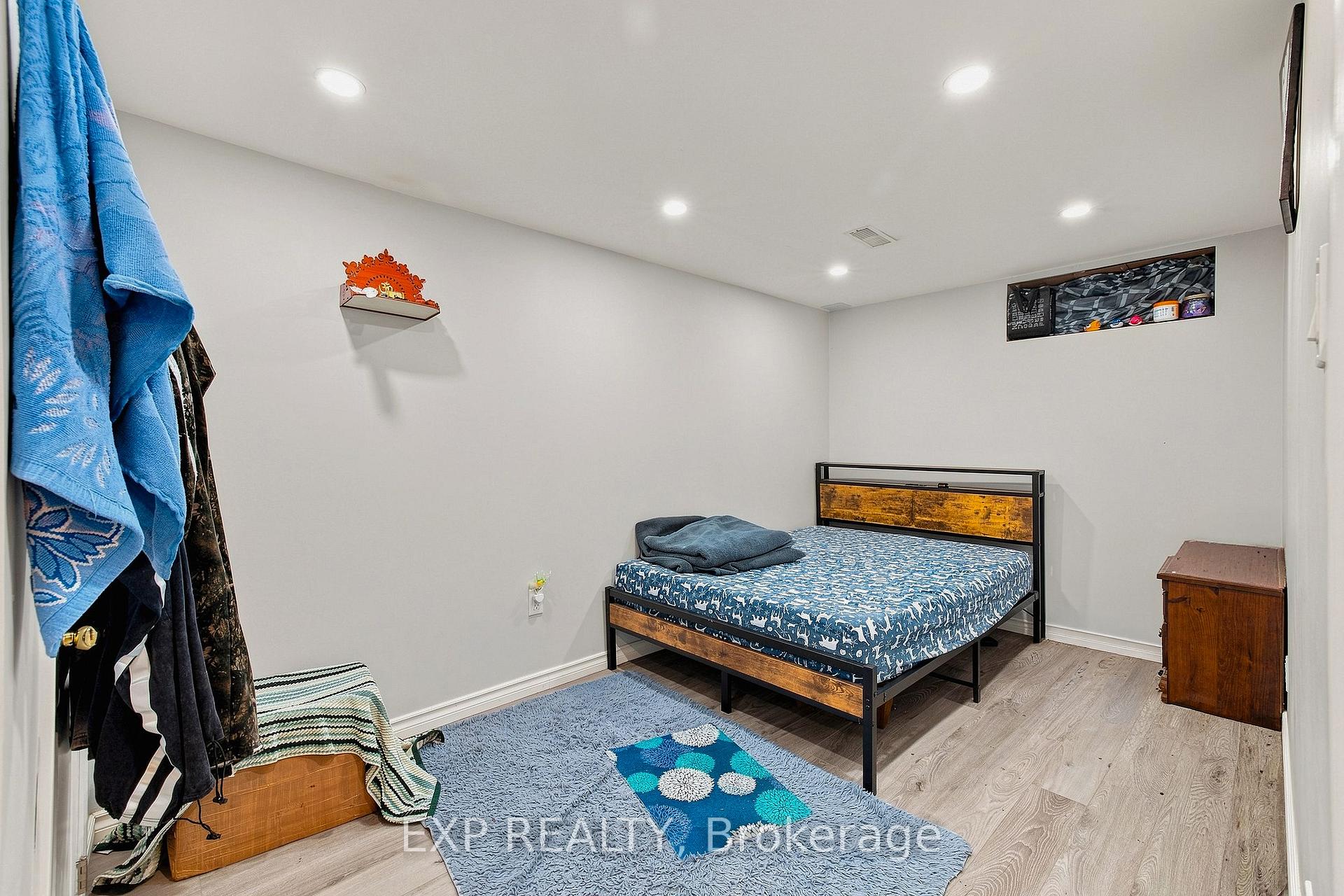 Photo 22 of 56 Ashbury Avenue, London, South Y — HOMEH