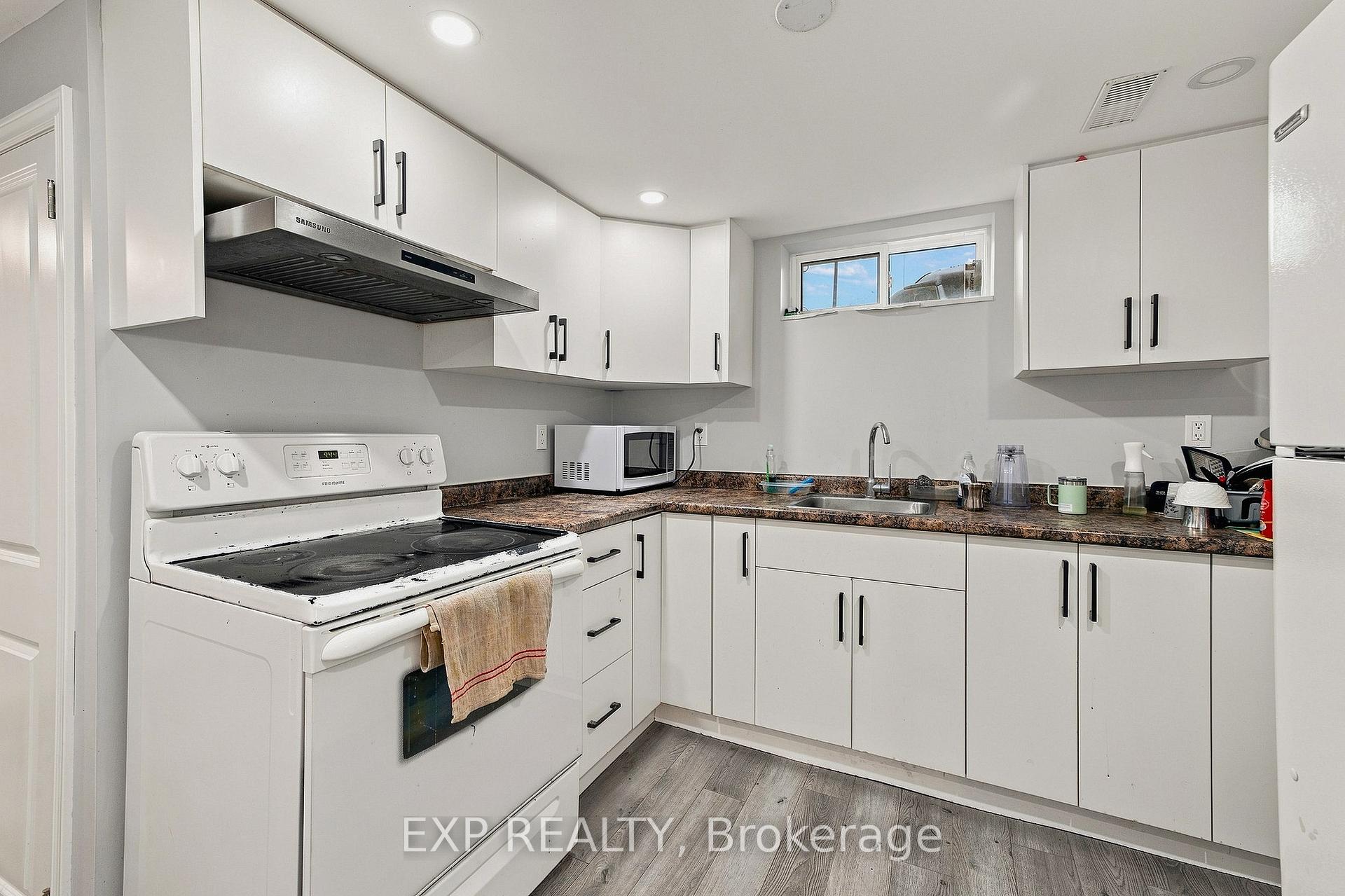 Photo 24 of 56 Ashbury Avenue, London, South Y — HOMEH