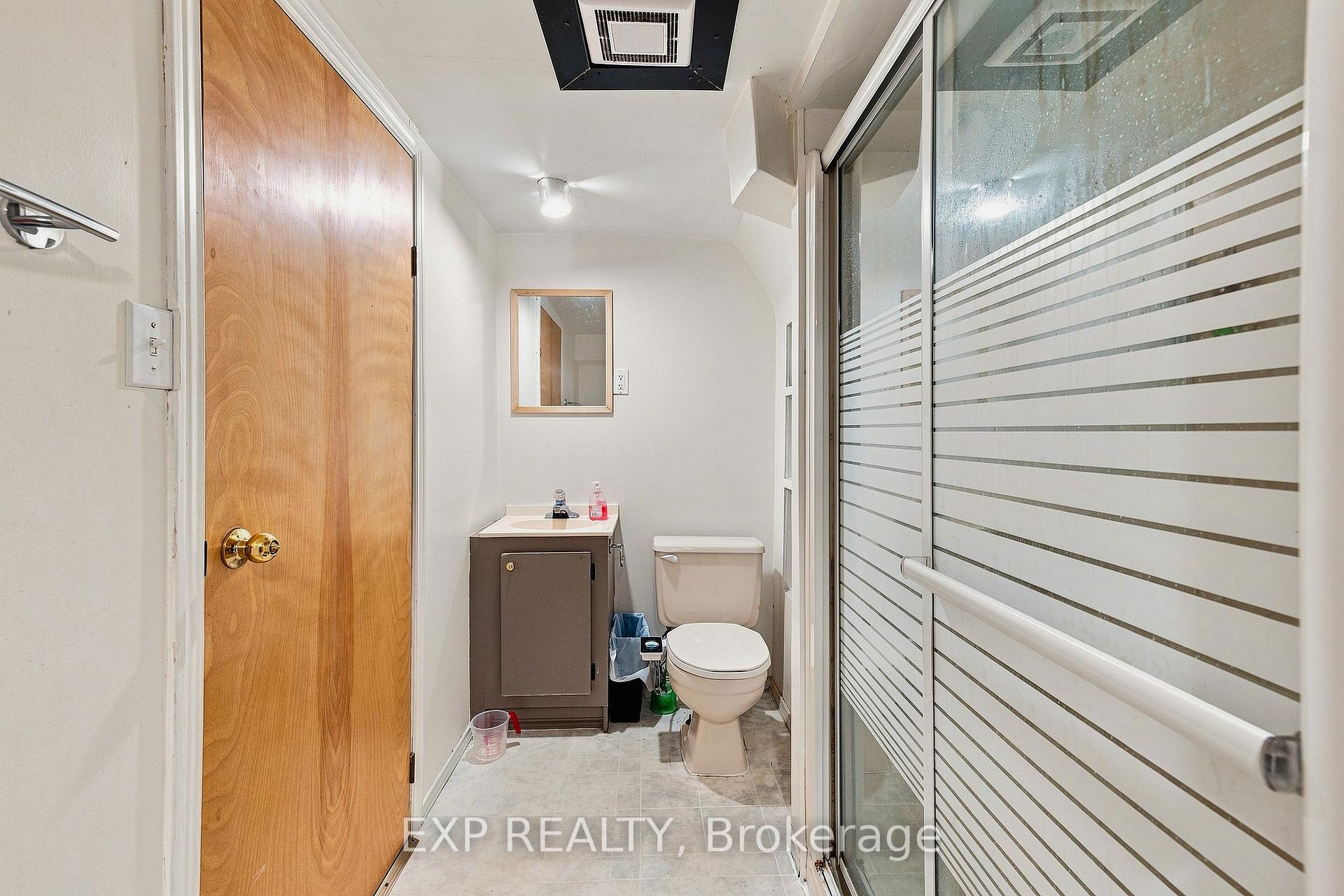 Photo 25 of 56 Ashbury Avenue, London, South Y — HOMEH