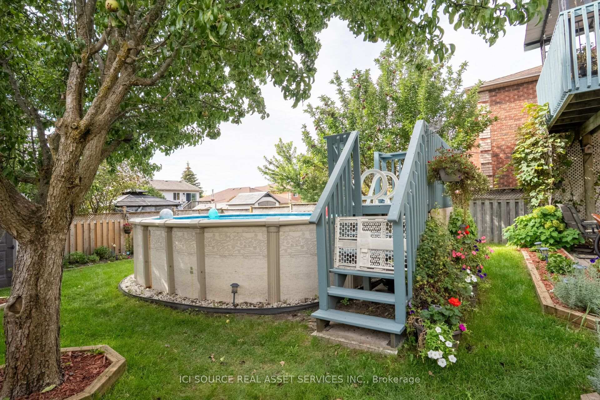 Photo 6 of 56 Hersey Crescent, Barrie, Holly — HOMEH
