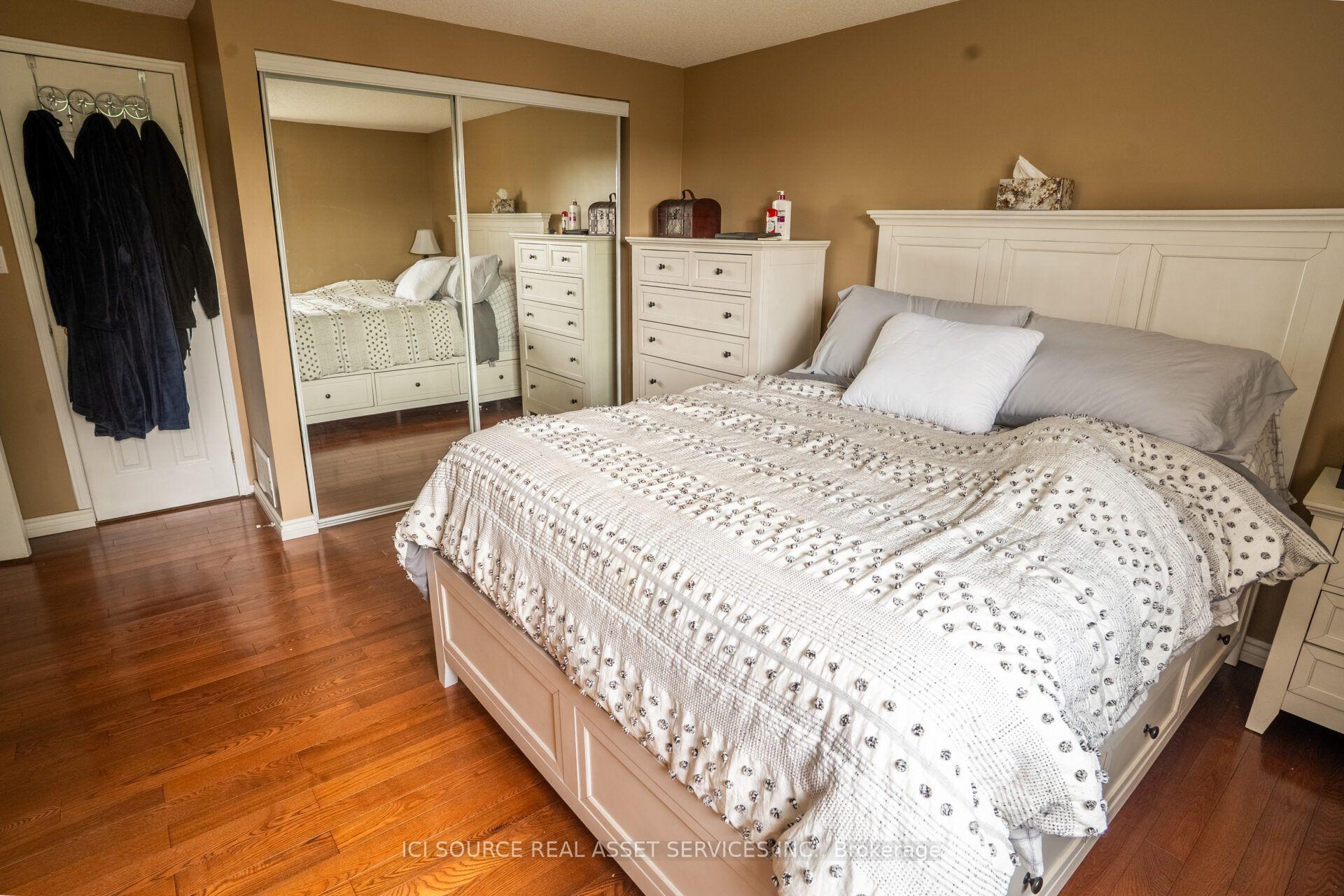 Photo 19 of 56 Hersey Crescent, Barrie, Holly — HOMEH