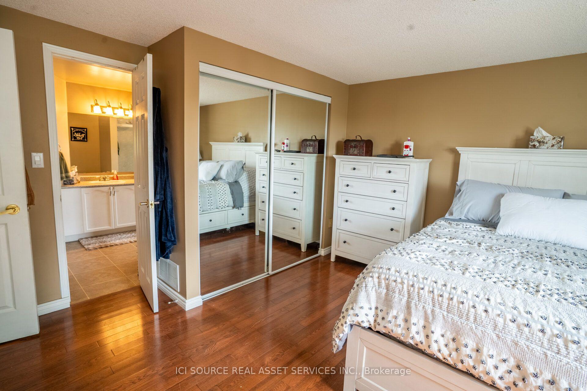Photo 20 of 56 Hersey Crescent, Barrie, Holly — HOMEH