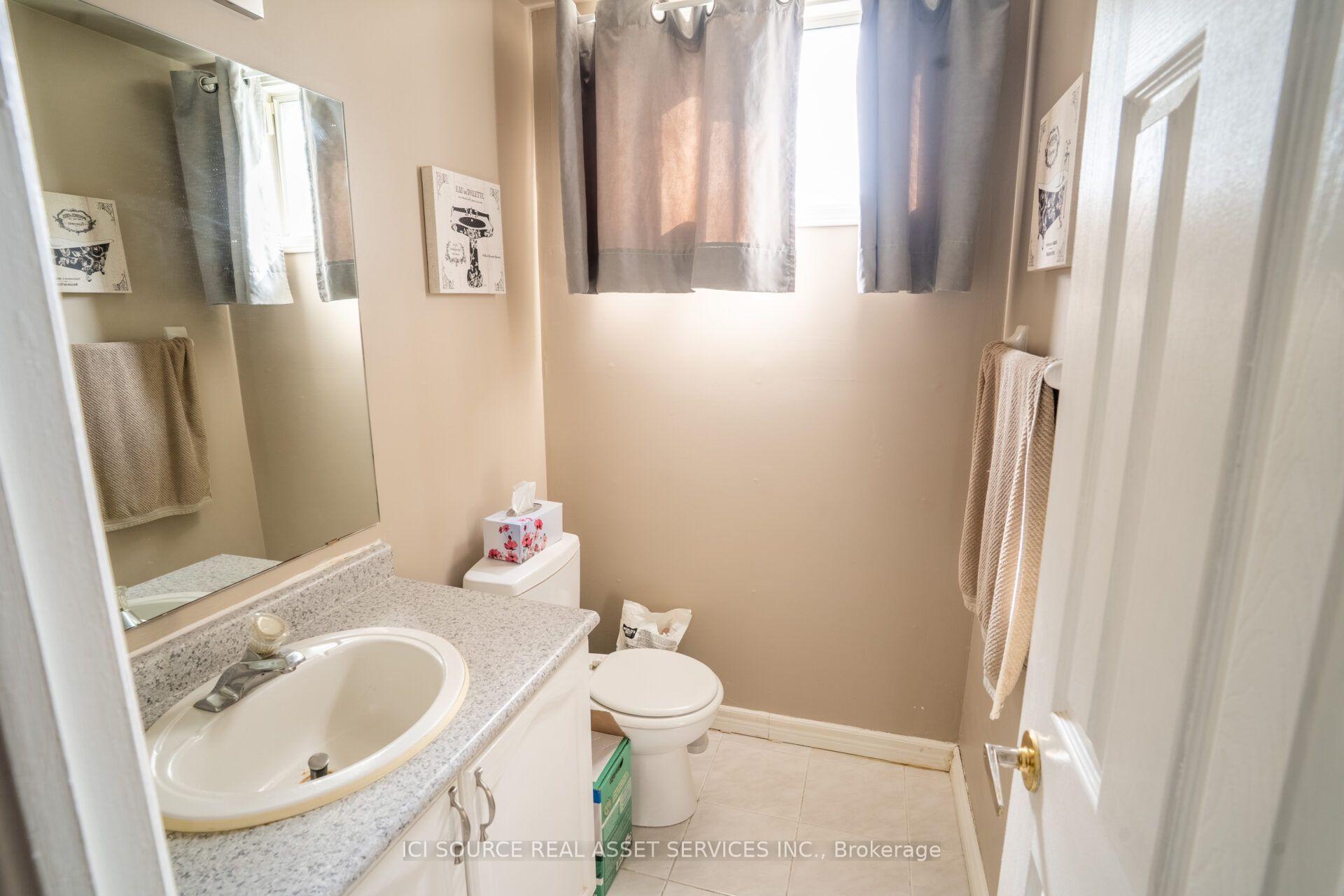 Photo 22 of 56 Hersey Crescent, Barrie, Holly — HOMEH