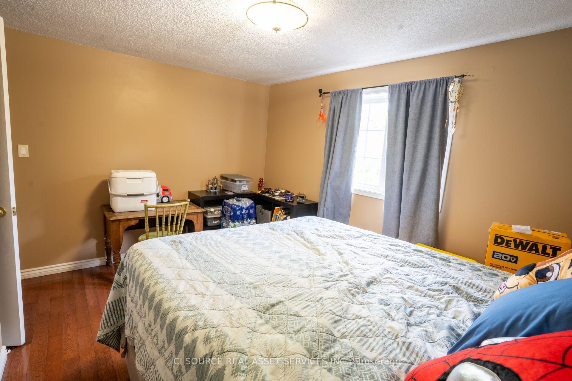 Photo 26 of 56 Hersey Crescent, Barrie, Holly — HOMEH