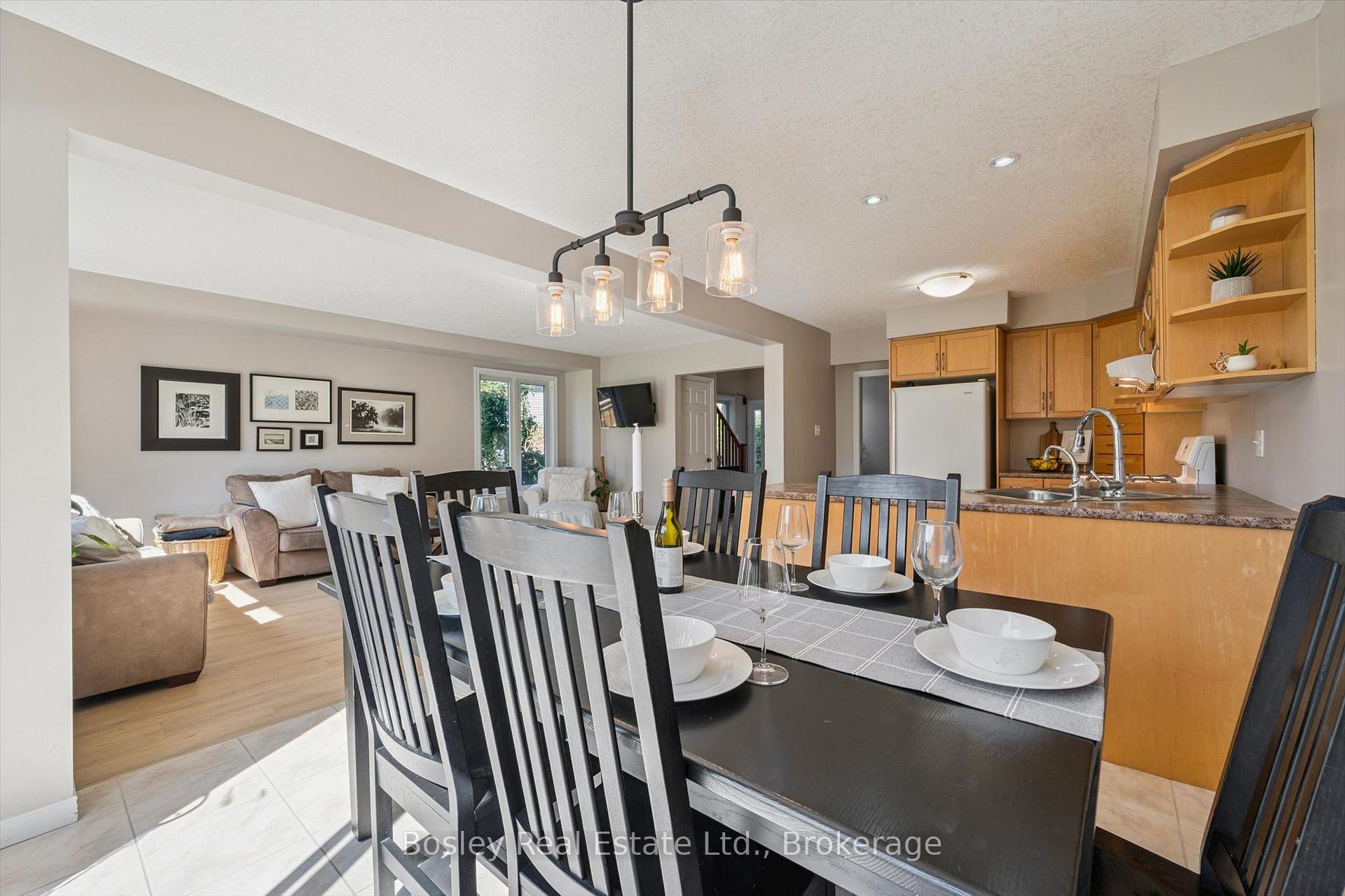 Photo 15 of 3 Hunt Street, Guelph, Pineridge/Westminster Woods — HOMEH