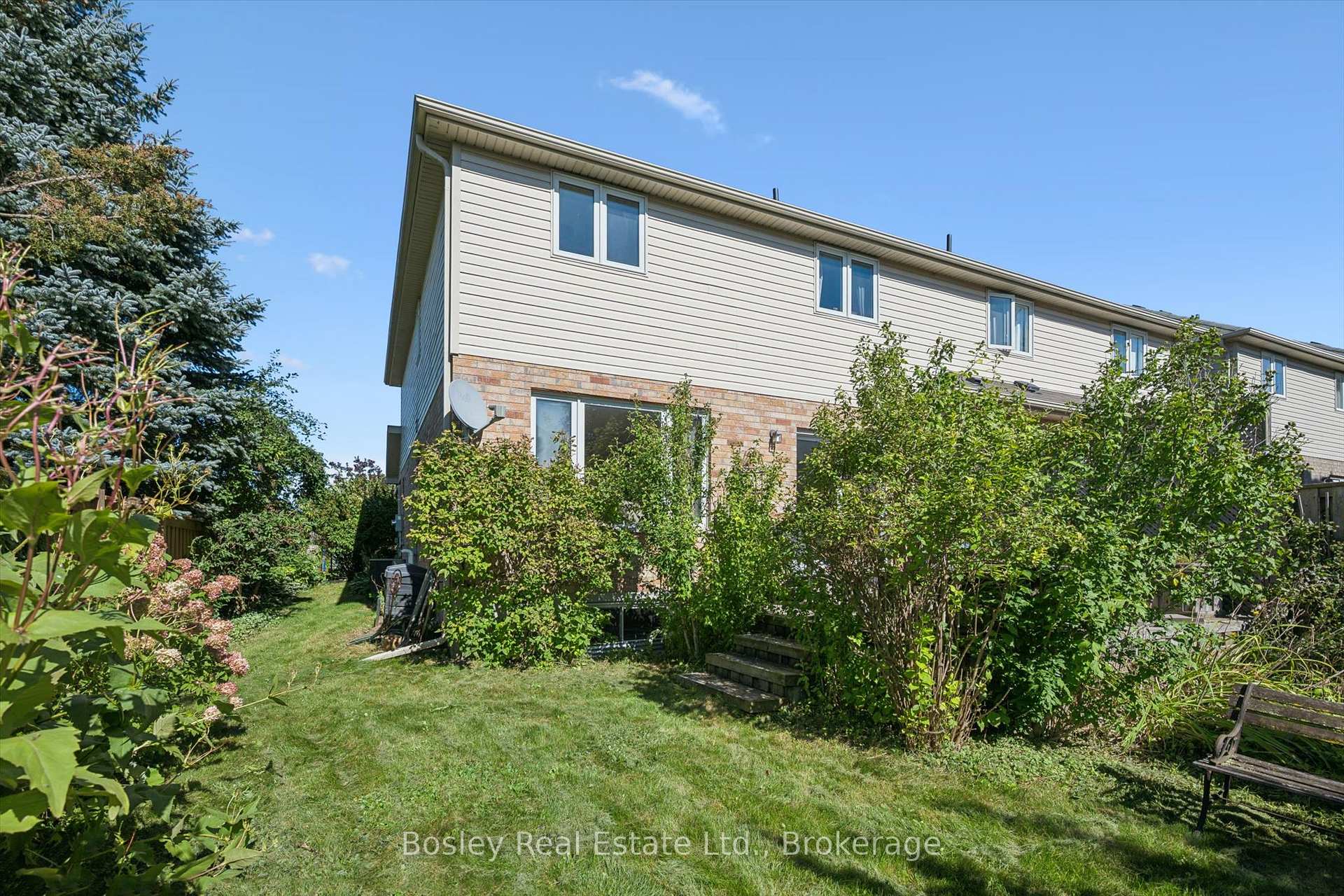 Photo 39 of 3 Hunt Street, Guelph, Pineridge/Westminster Woods — HOMEH