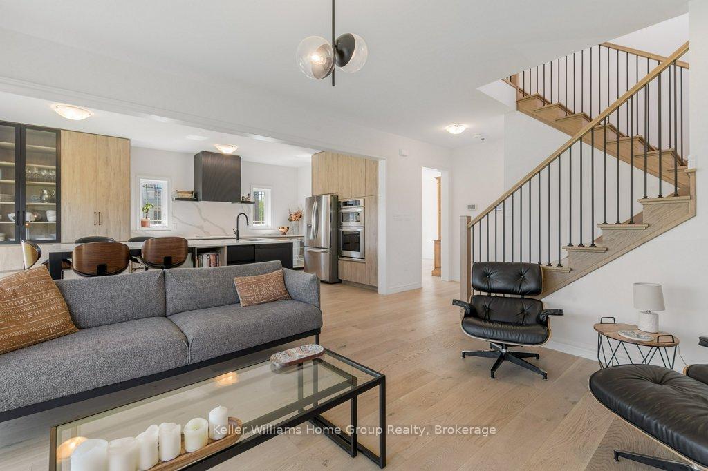 Photo 10 of 48 Macalister Boulevard, Guelph, Kortright East — HOMEH