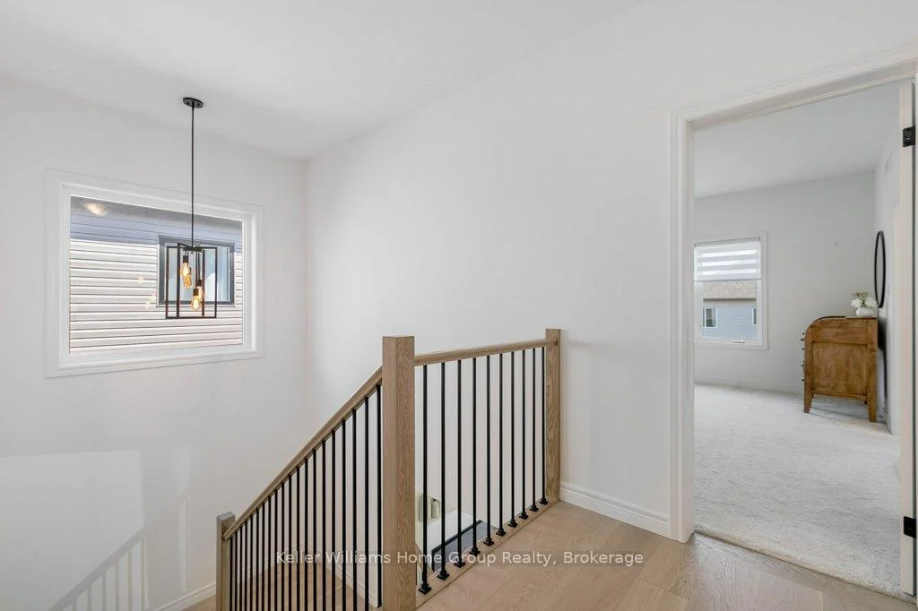 Photo 19 of 48 Macalister Boulevard, Guelph, Kortright East — HOMEH