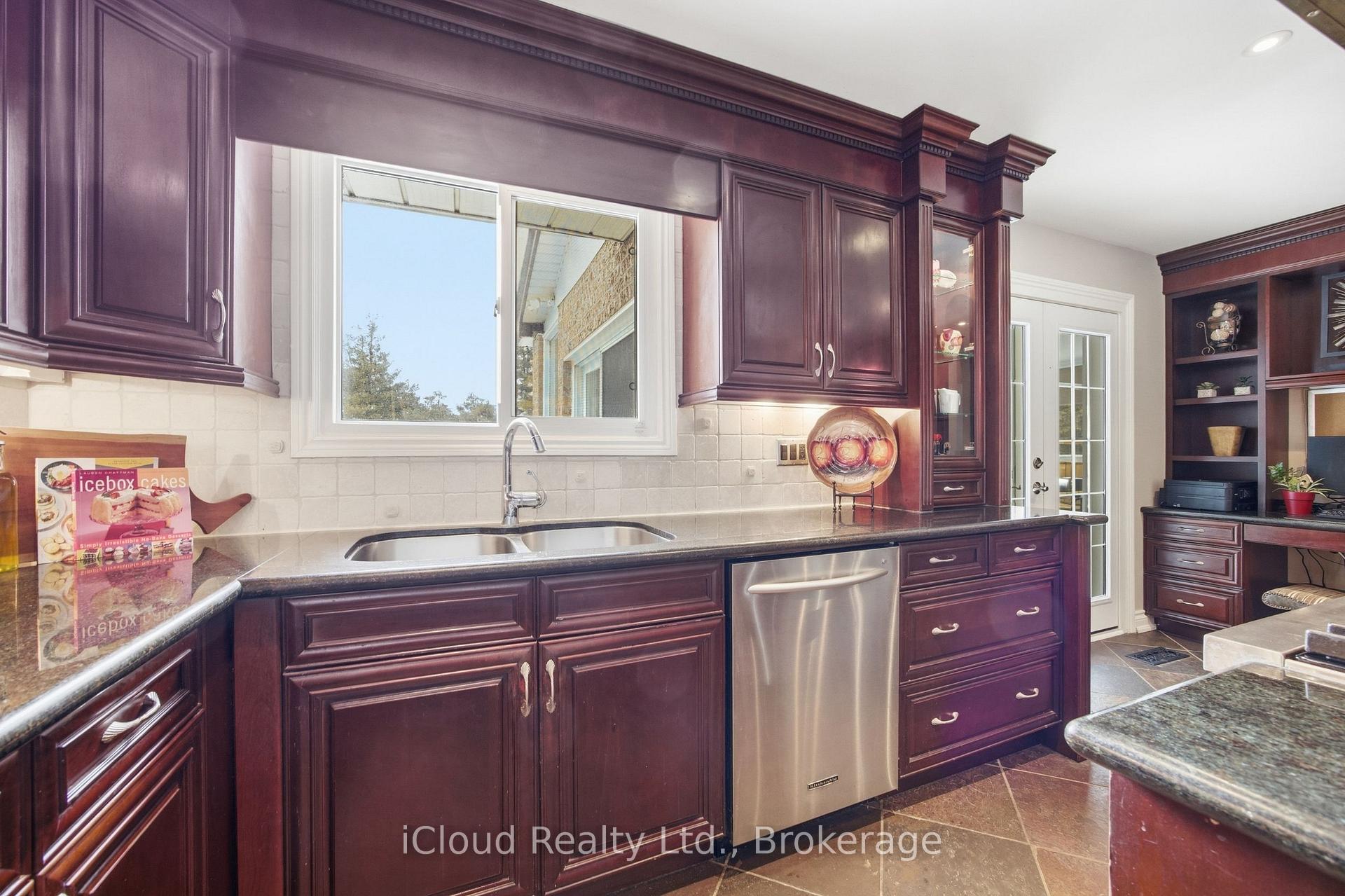 Photo 7 of 19982 Kennedy Road, Caledon, Rural Caledon — HOMEH