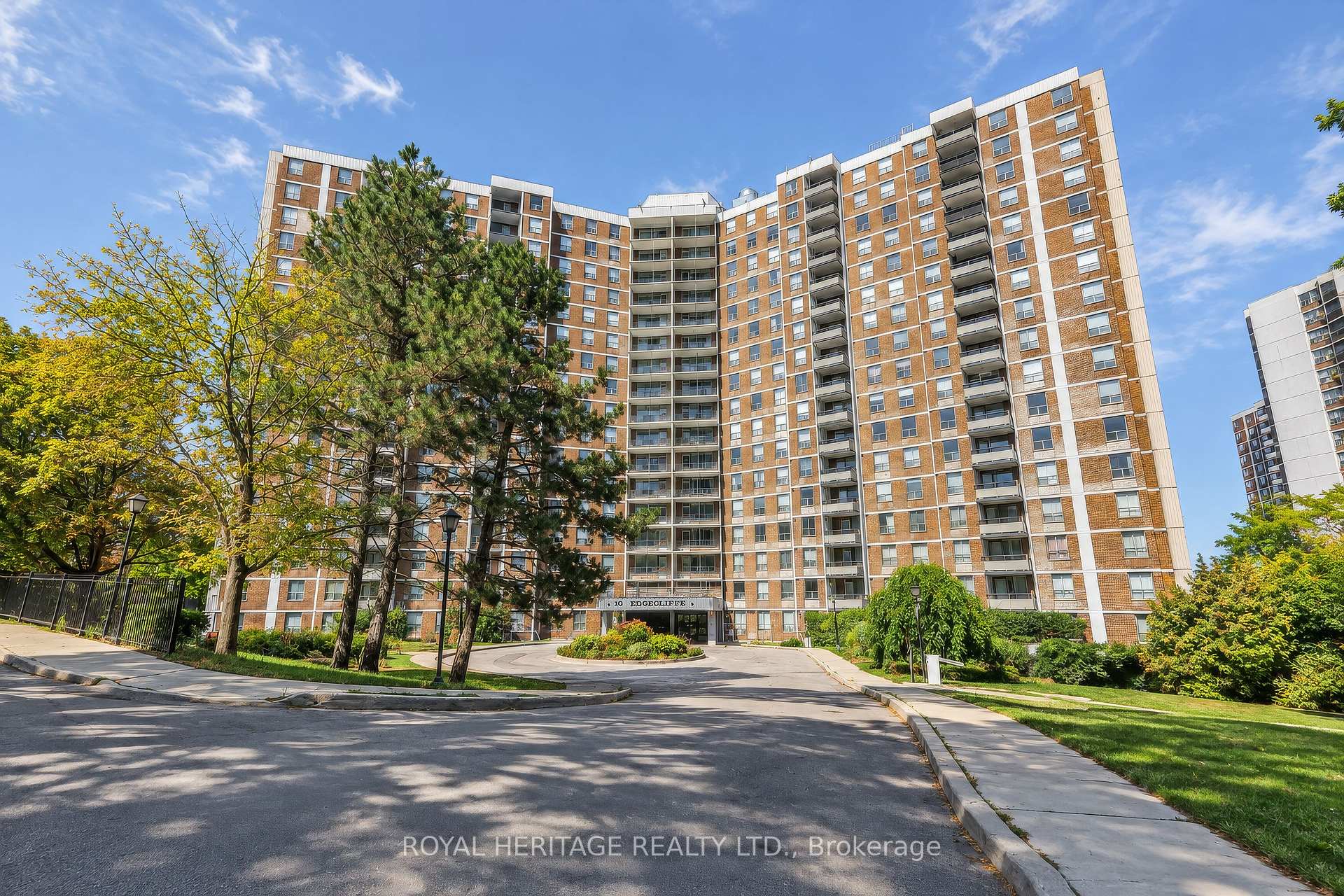 Photo of Unit 603, 10 Edgecliff Golfway