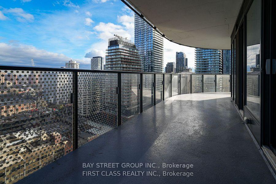 Photo 14 of Unit 1402, 11 Wellesley Street W, Toronto, Bay Street Corridor — HOMEH