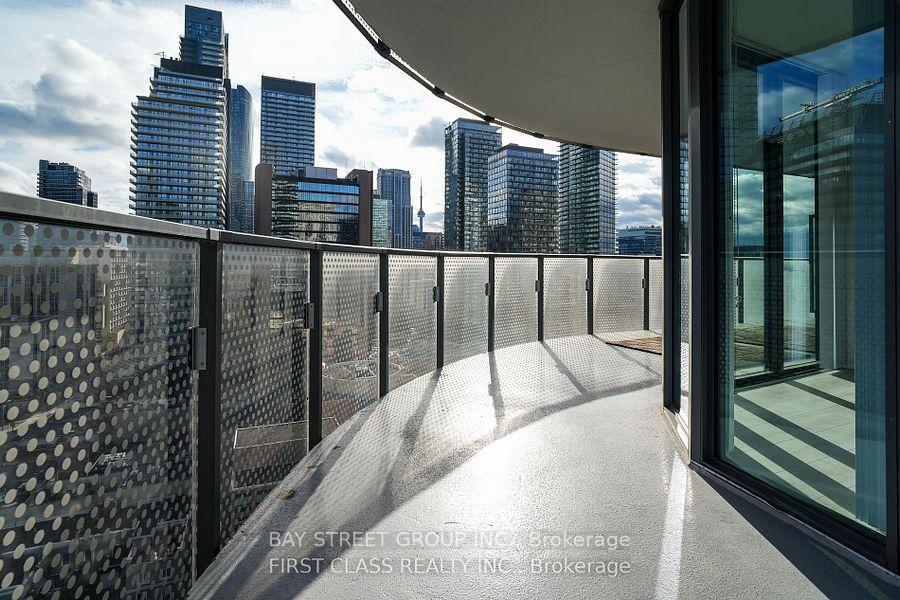Photo 17 of Unit 1402, 11 Wellesley Street W, Toronto, Bay Street Corridor — HOMEH