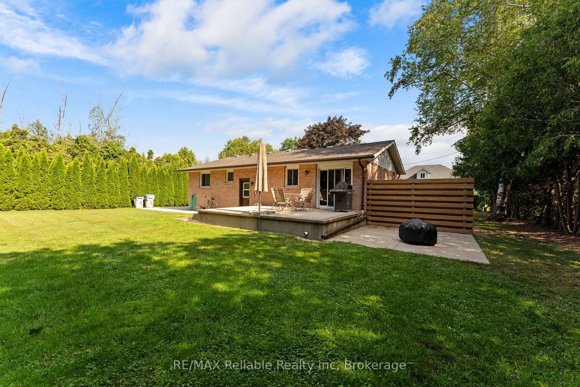 Photo 3 of 38823 Vienna Street, Bluewater, Stanley — HOMEH