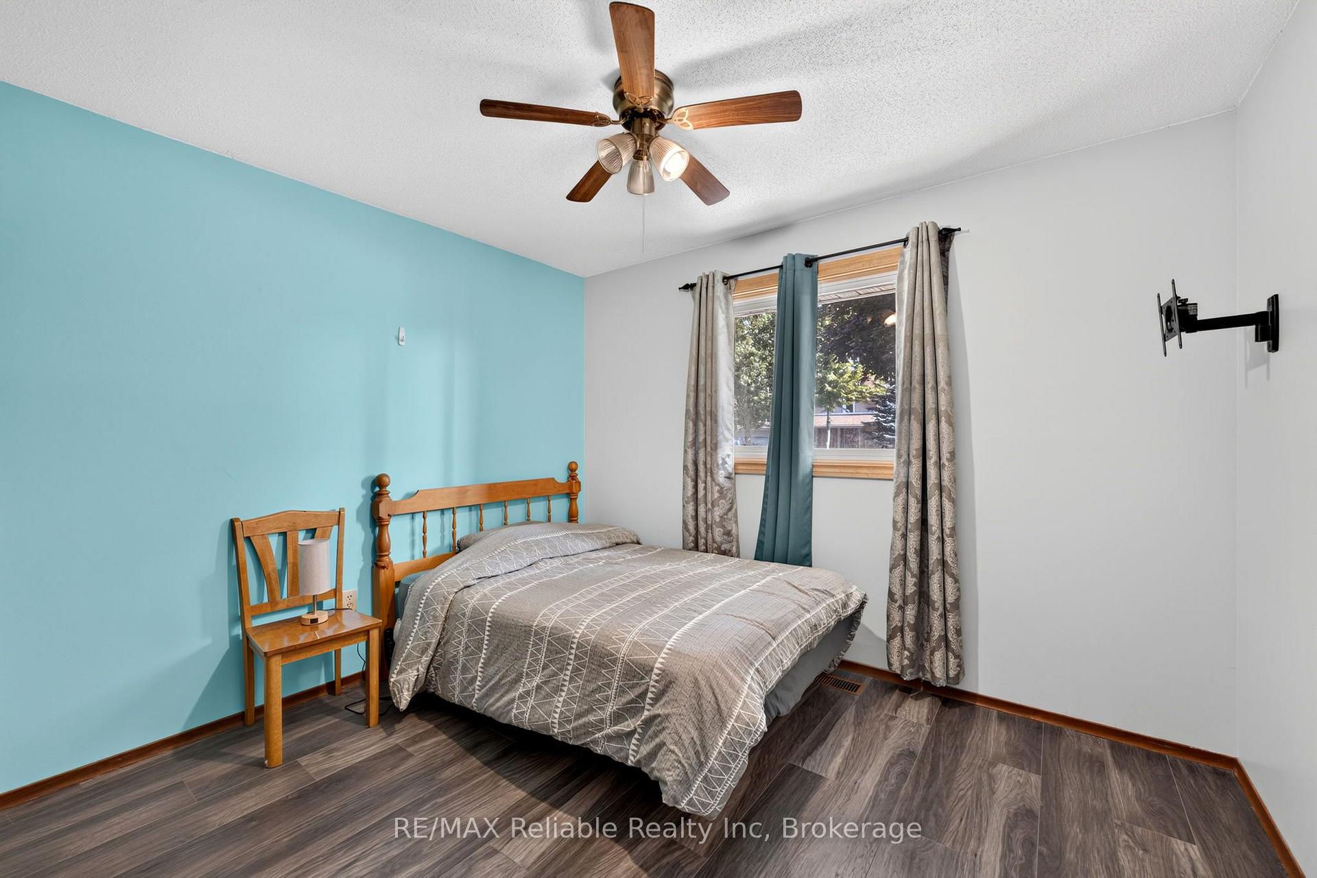 Photo 19 of 38823 Vienna Street, Bluewater, Stanley — HOMEH