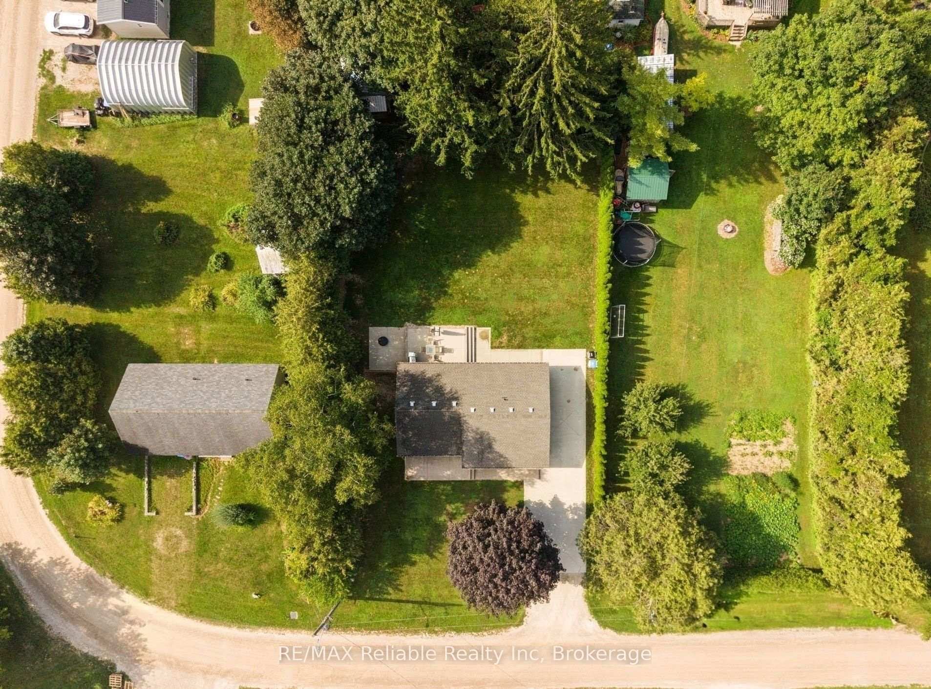 Photo 44 of 38823 Vienna Street, Bluewater, Stanley — HOMEH