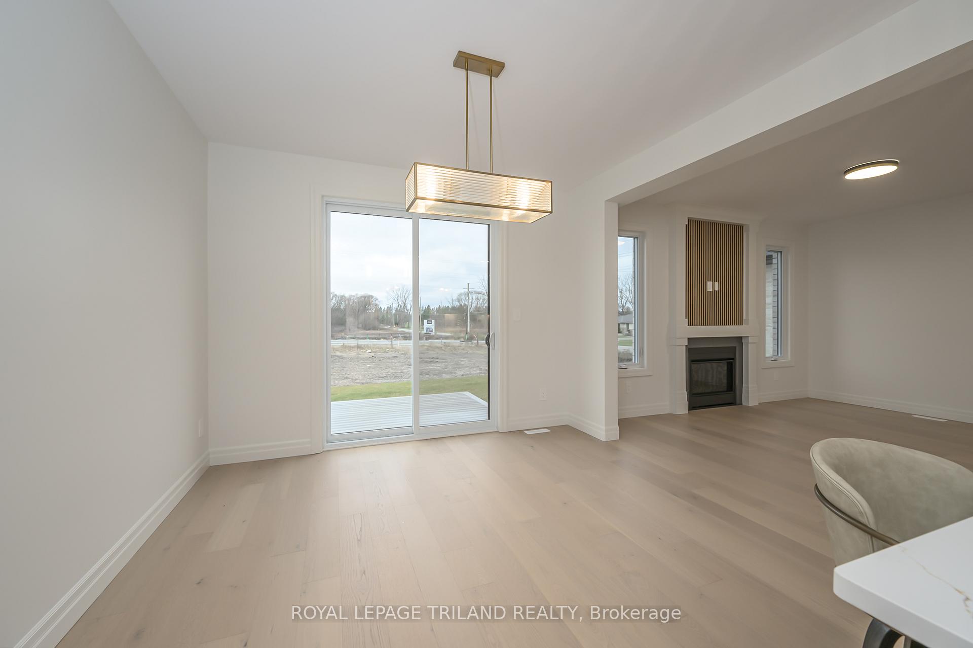 Photo 15 of 4211 Liberty Crossing, London, South V — HOMEH