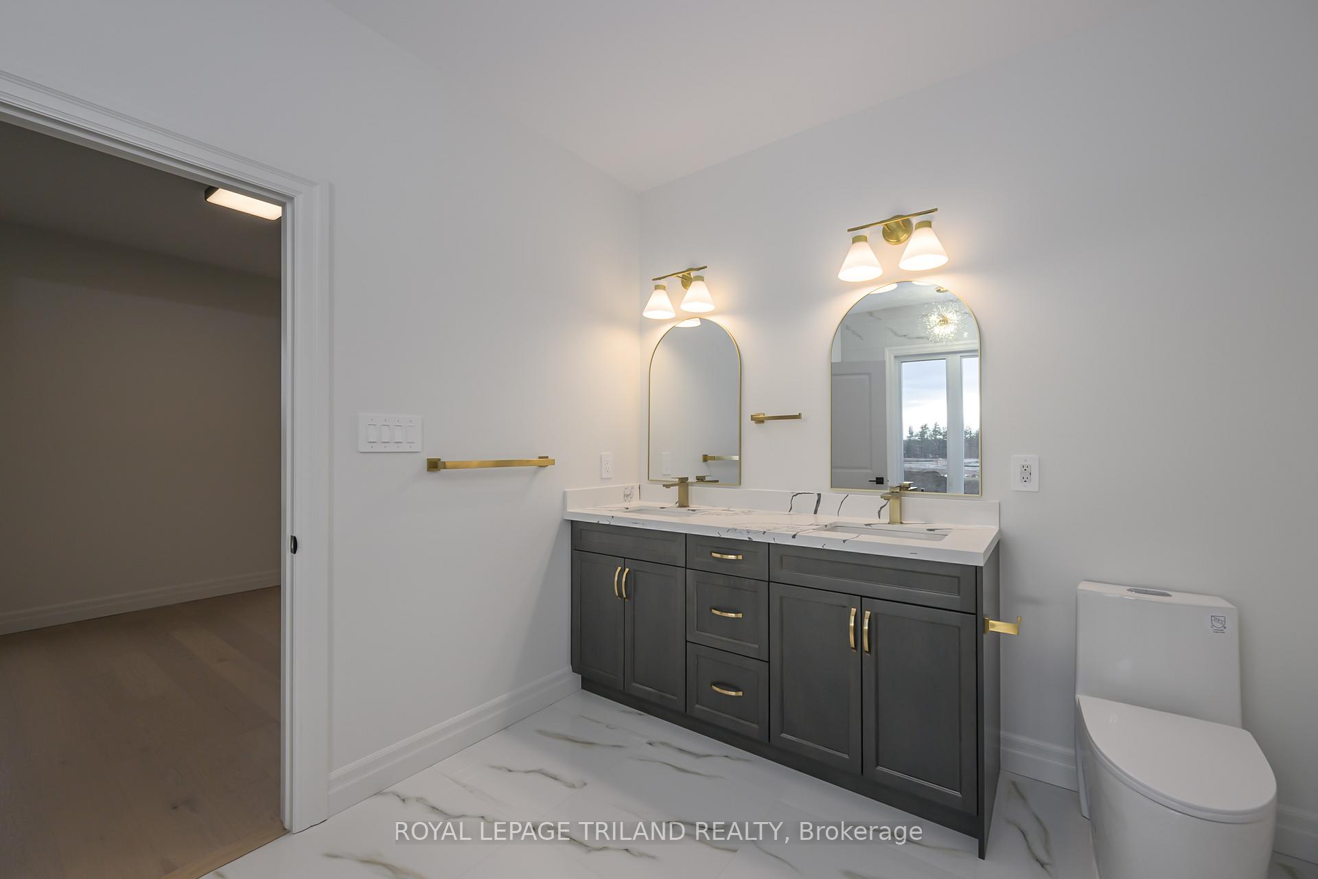 Photo 23 of 4211 Liberty Crossing, London, South V — HOMEH