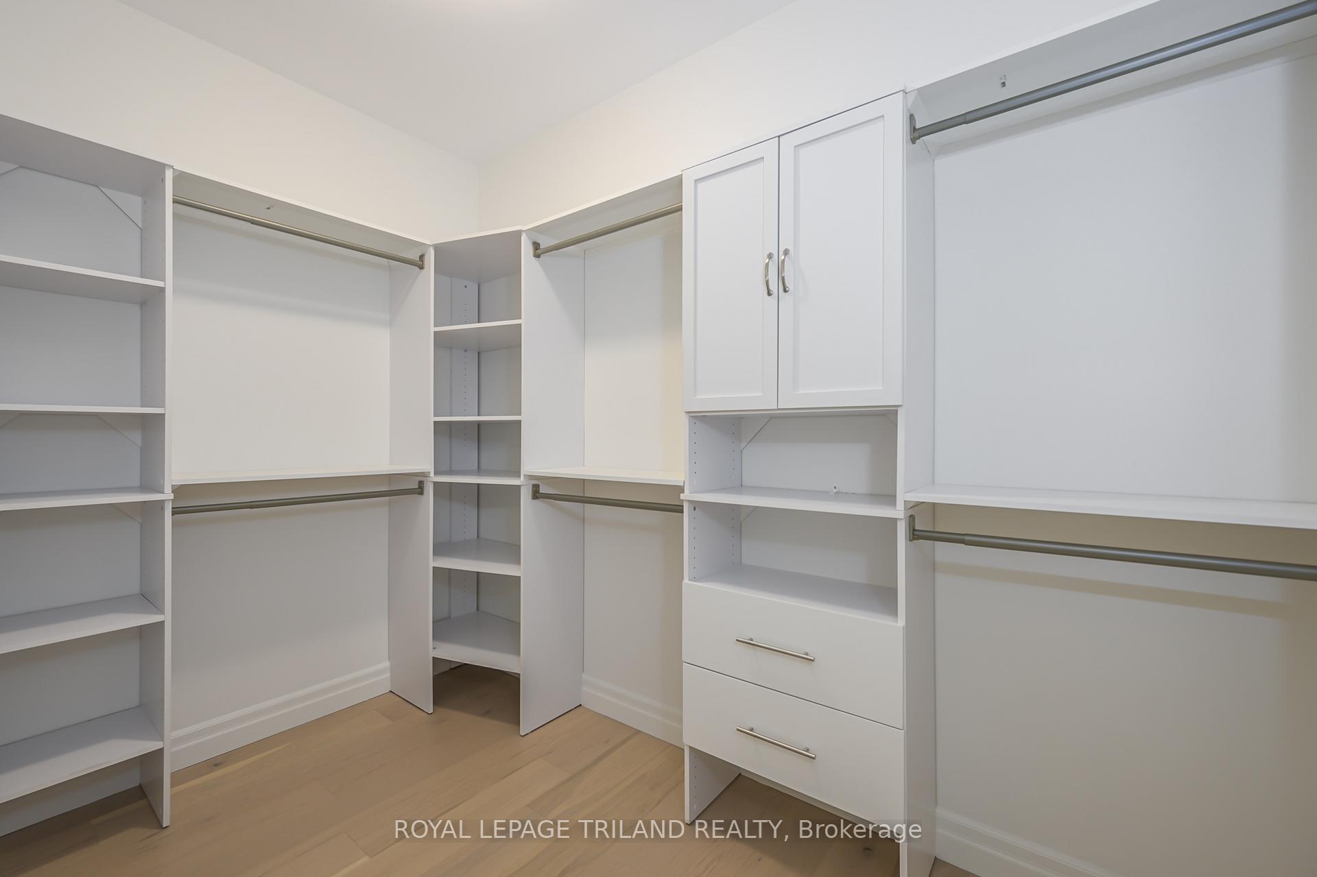 Photo 25 of 4211 Liberty Crossing, London, South V — HOMEH