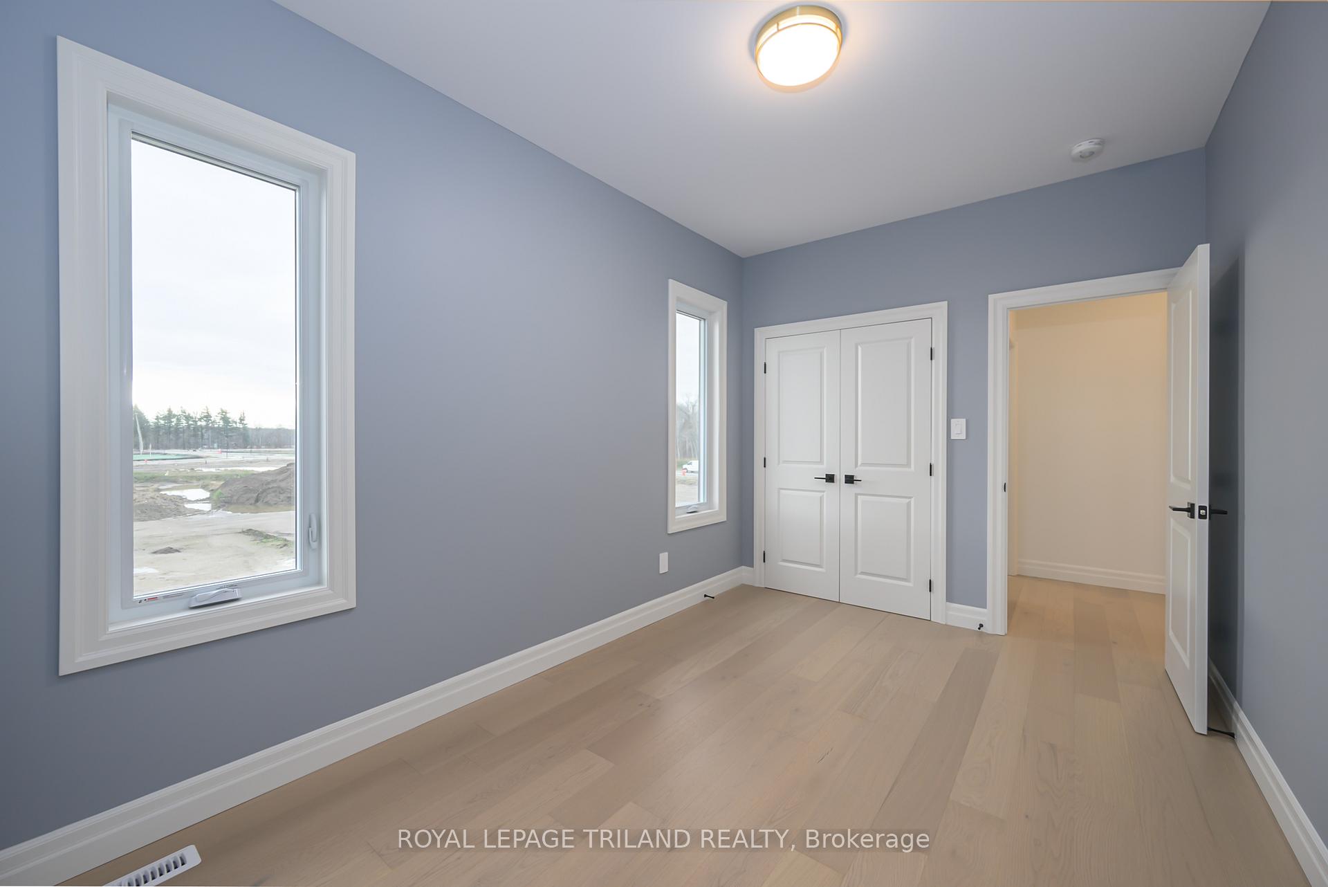 Photo 29 of 4211 Liberty Crossing, London, South V — HOMEH