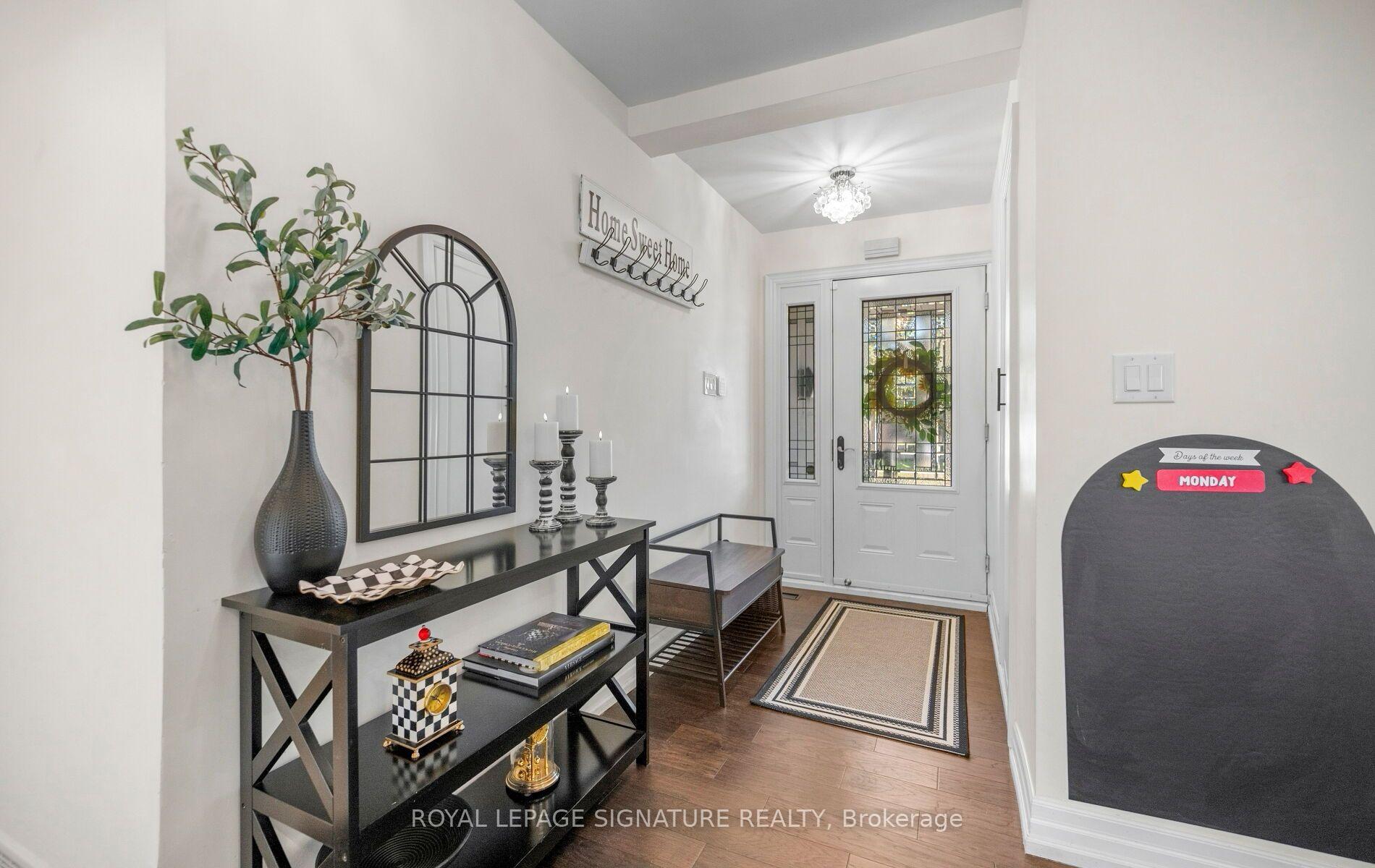 Photo 2 of 57 Sabrina Drive, Etobicoke, Willowridge-Martingrove-Richview — HOMEH