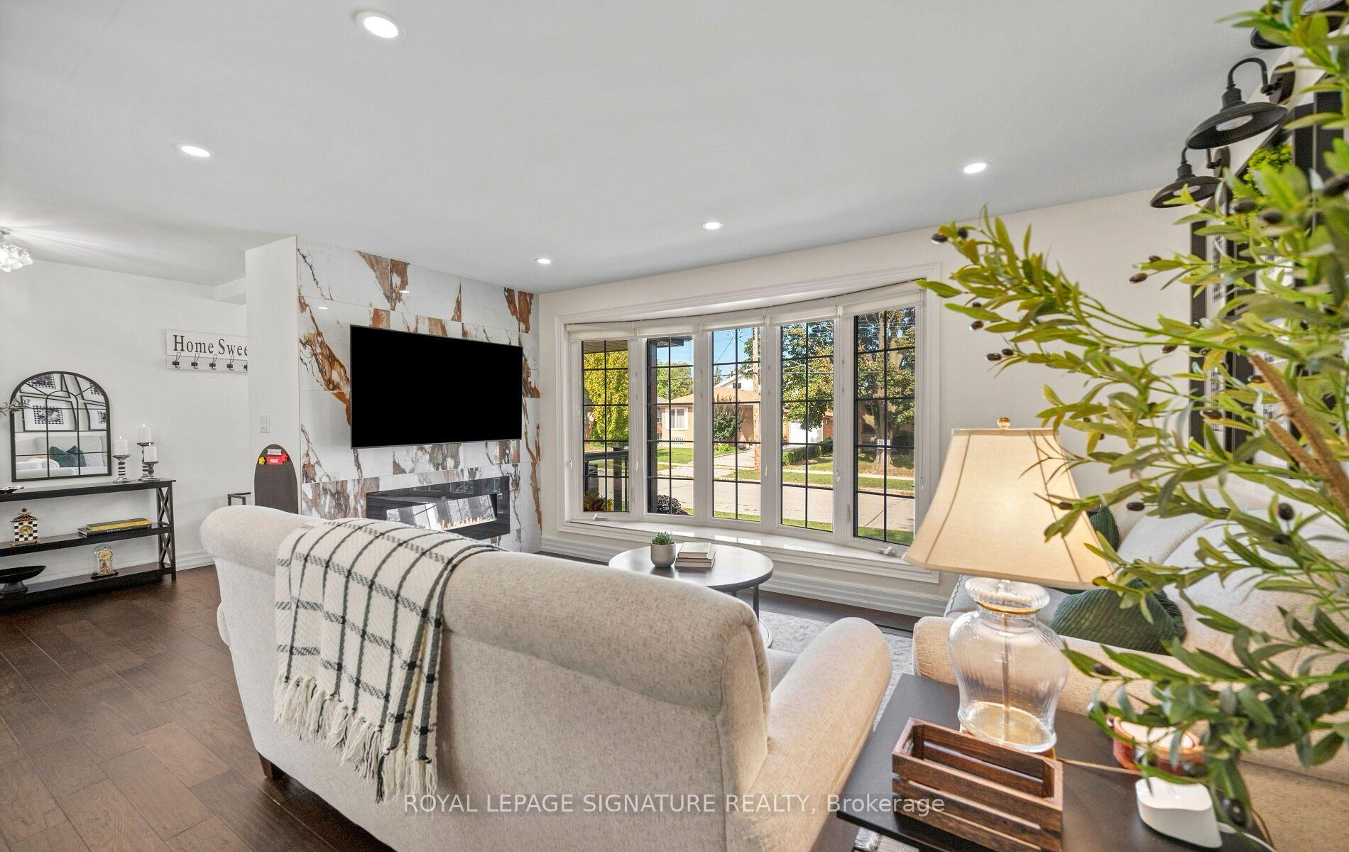 Photo 7 of 57 Sabrina Drive, Etobicoke, Willowridge-Martingrove-Richview — HOMEH