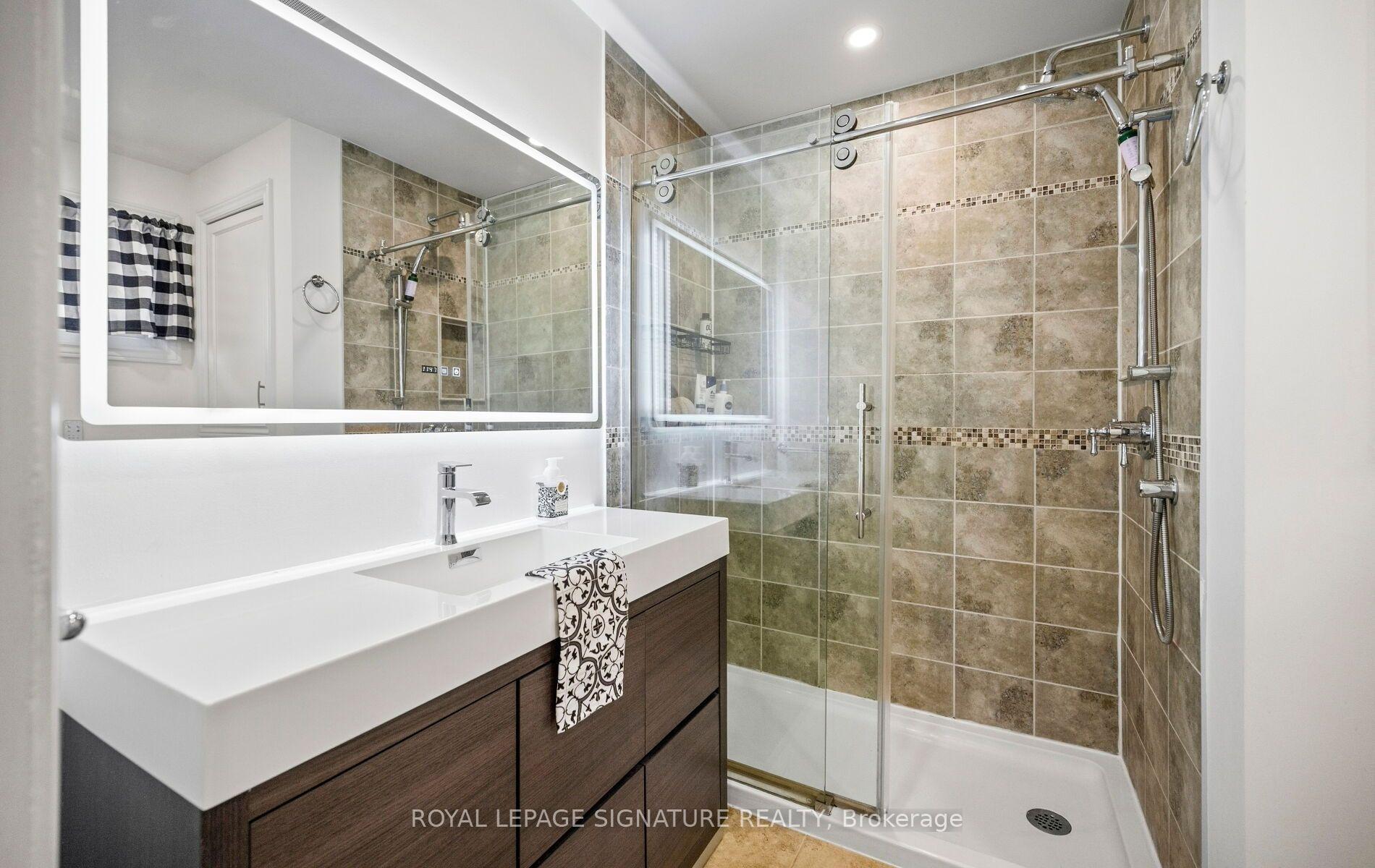 Photo 26 of 57 Sabrina Drive, Etobicoke, Willowridge-Martingrove-Richview — HOMEH