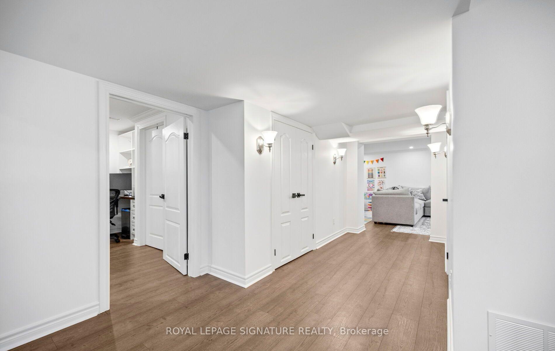 Photo 34 of 57 Sabrina Drive, Etobicoke, Willowridge-Martingrove-Richview — HOMEH