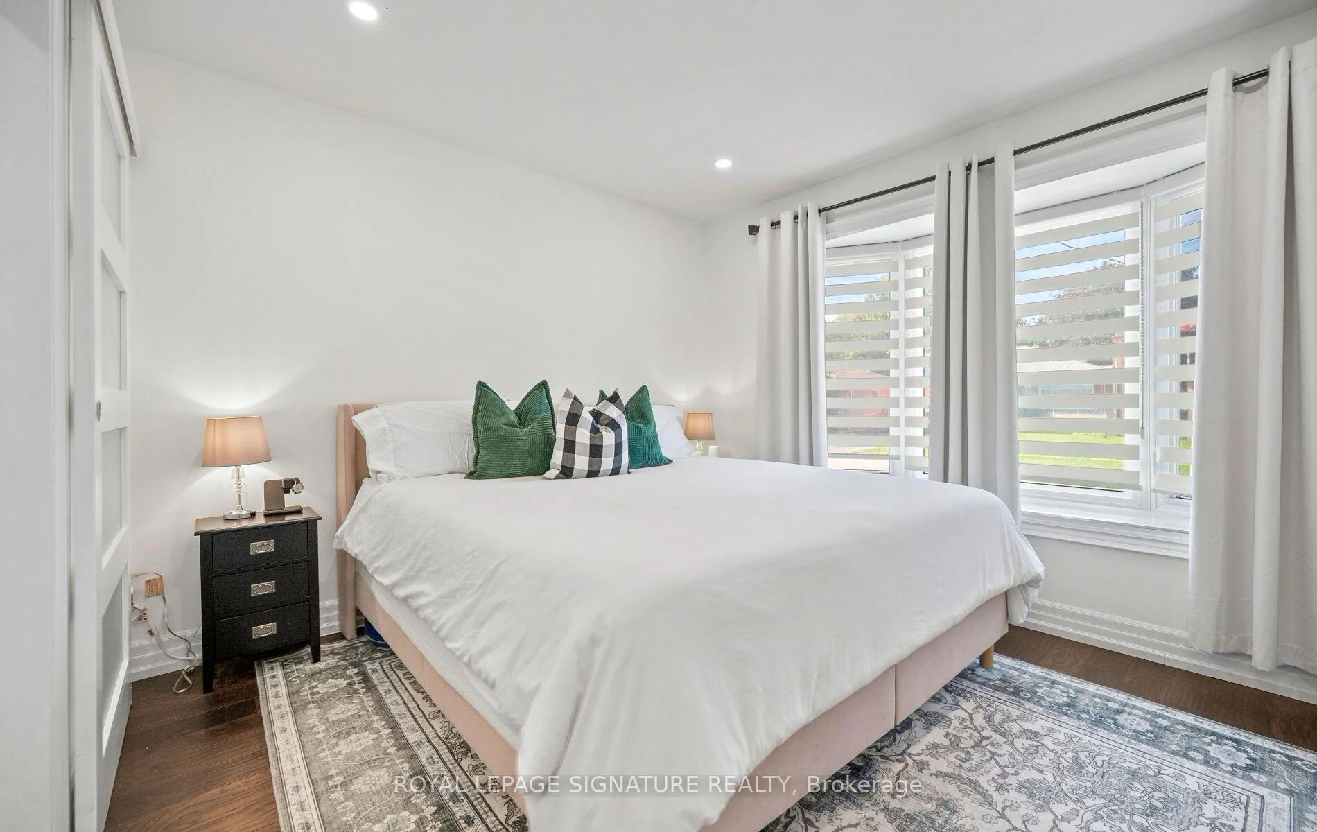 Photo 43 of 57 Sabrina Drive, Etobicoke, Willowridge-Martingrove-Richview — HOMEH