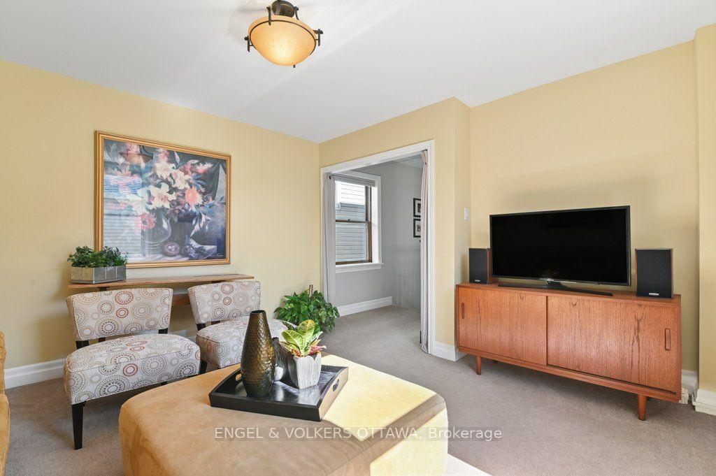 Photo 27 of 390 Winston Avenue, Ottawa, Westboro West — HOMEH